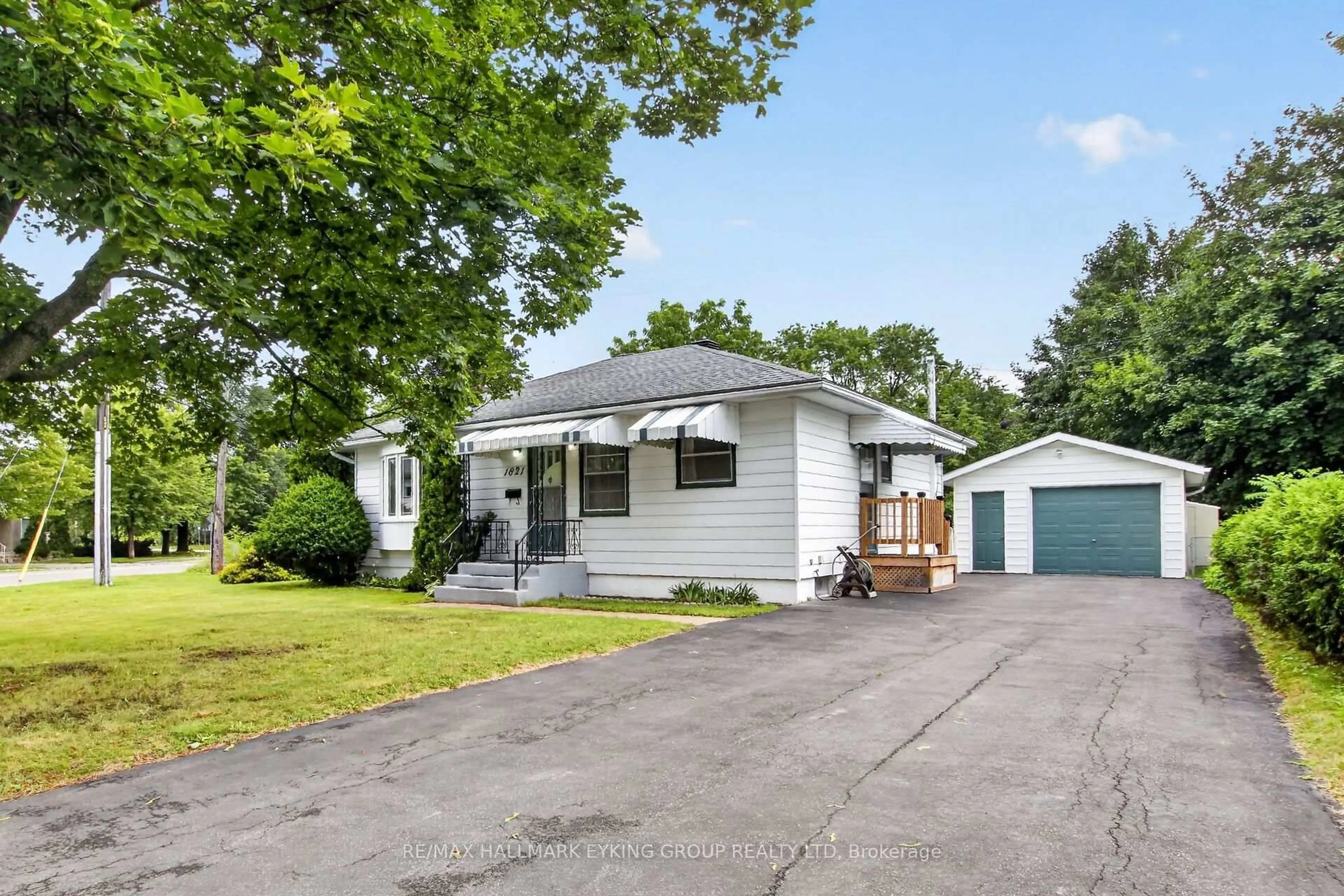 Unknown for 1821 Haig Dr, Ottawa Ontario K1G 2J2
