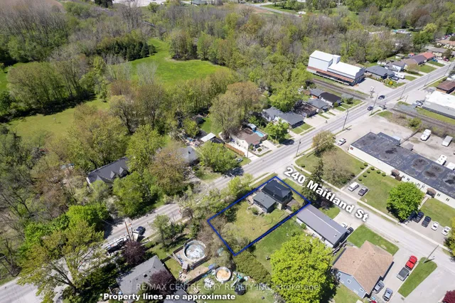 240 Maitland St, Strathroy-Caradoc 3