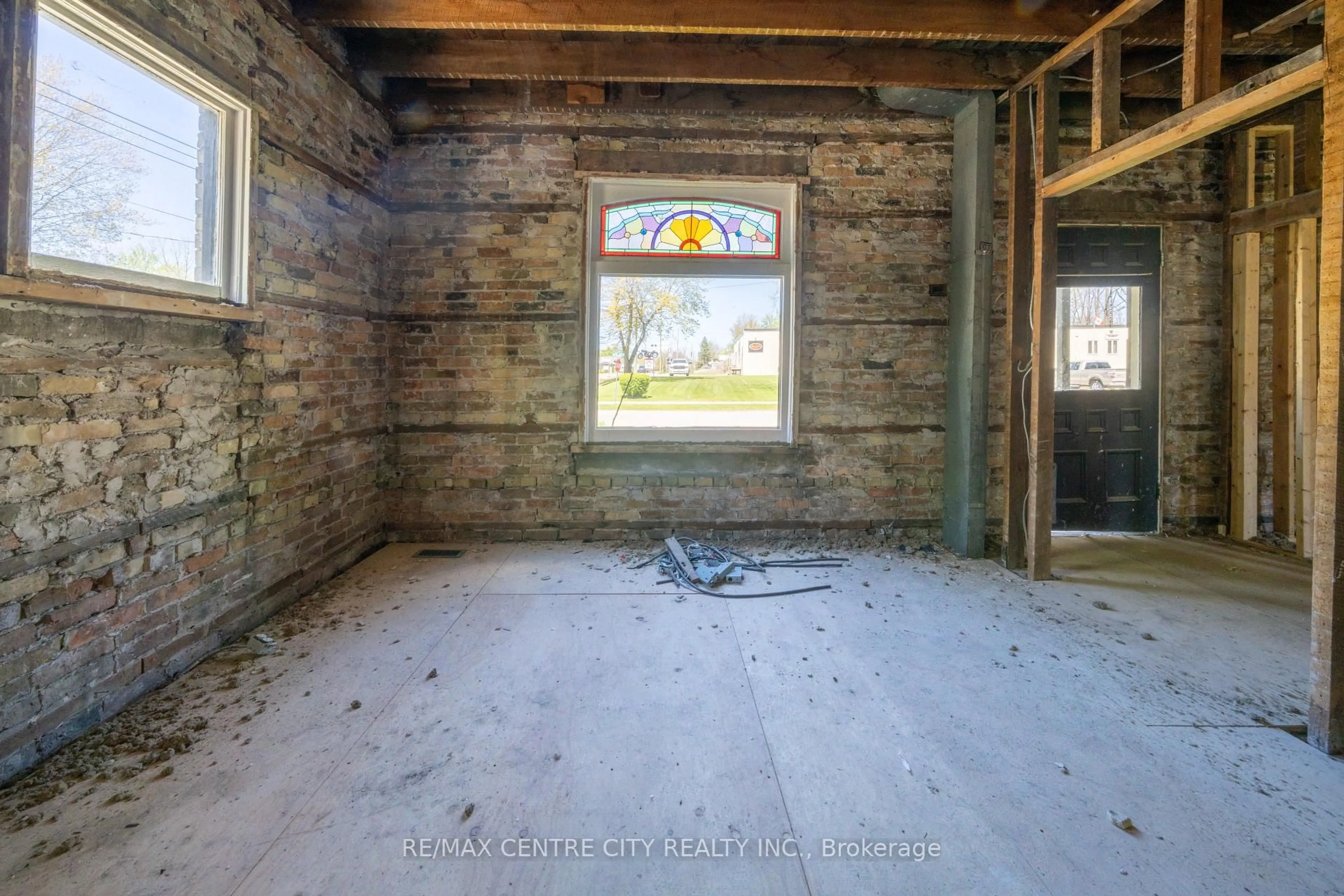 A pic of a room for 240 Maitland St, Strathroy-Caradoc Ontario N7G 1S9