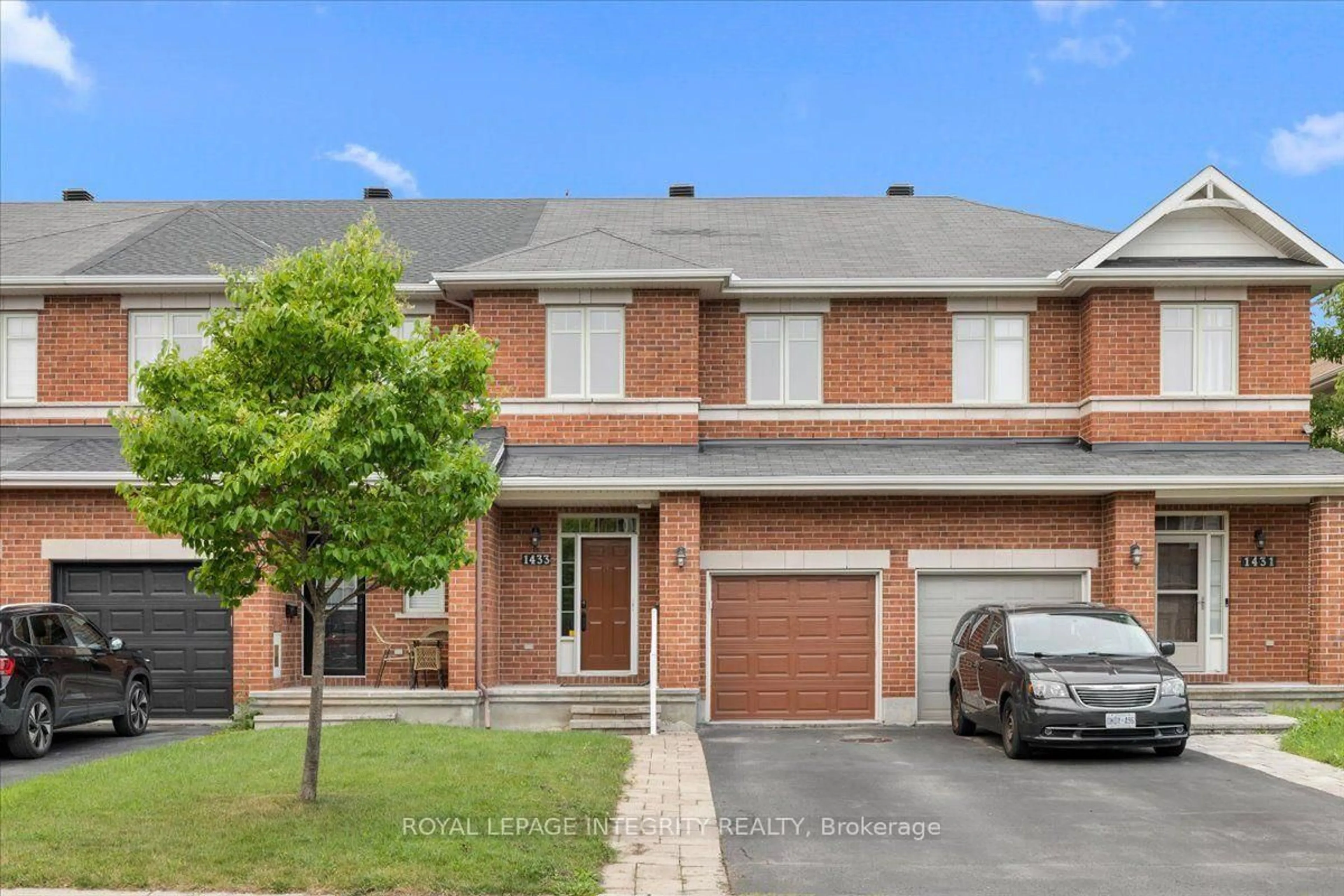 Home with brick exterior material, street for 1433 Comfrey Cres, Ottawa Ontario K4A 0L8