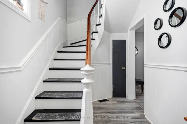 56 Mitchell St, St. Thomas 4