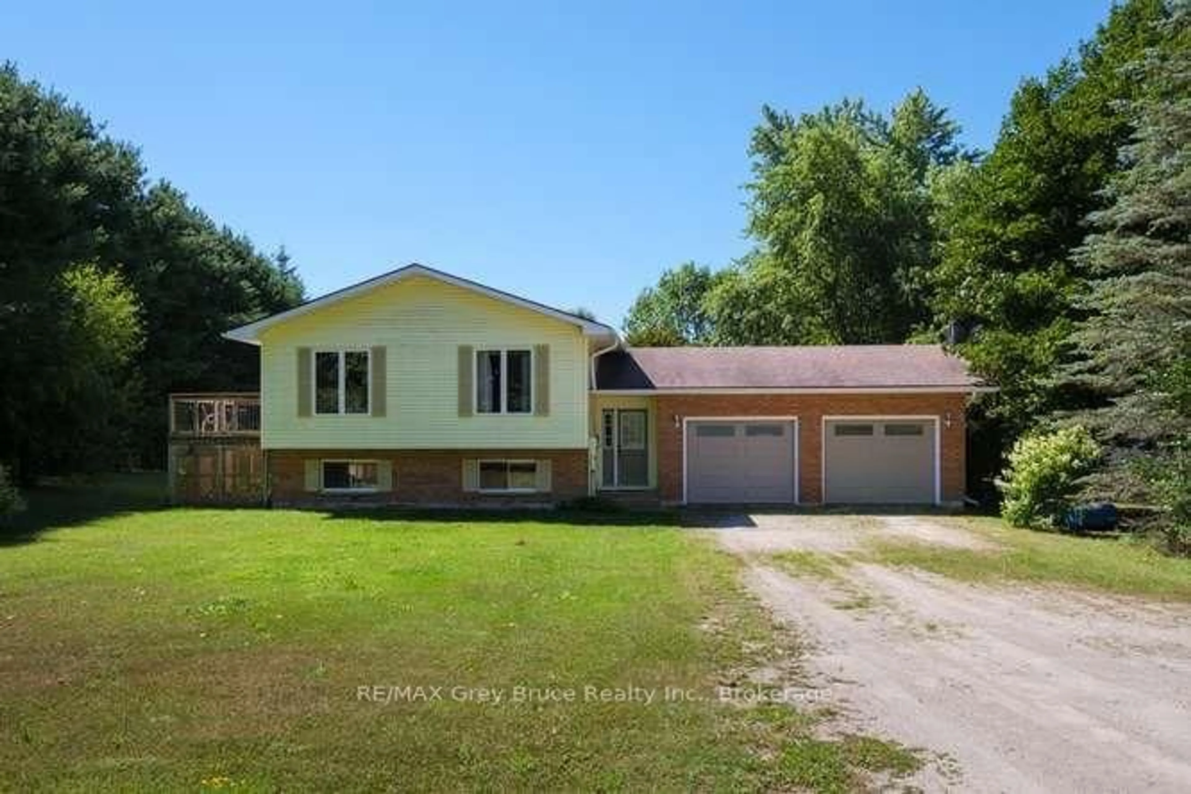 A pic from outside/outdoor area/front of a property/back of a property/a pic from drone, street for 123740 Storybook Park Rd, Meaford Ontario N4K 5N8