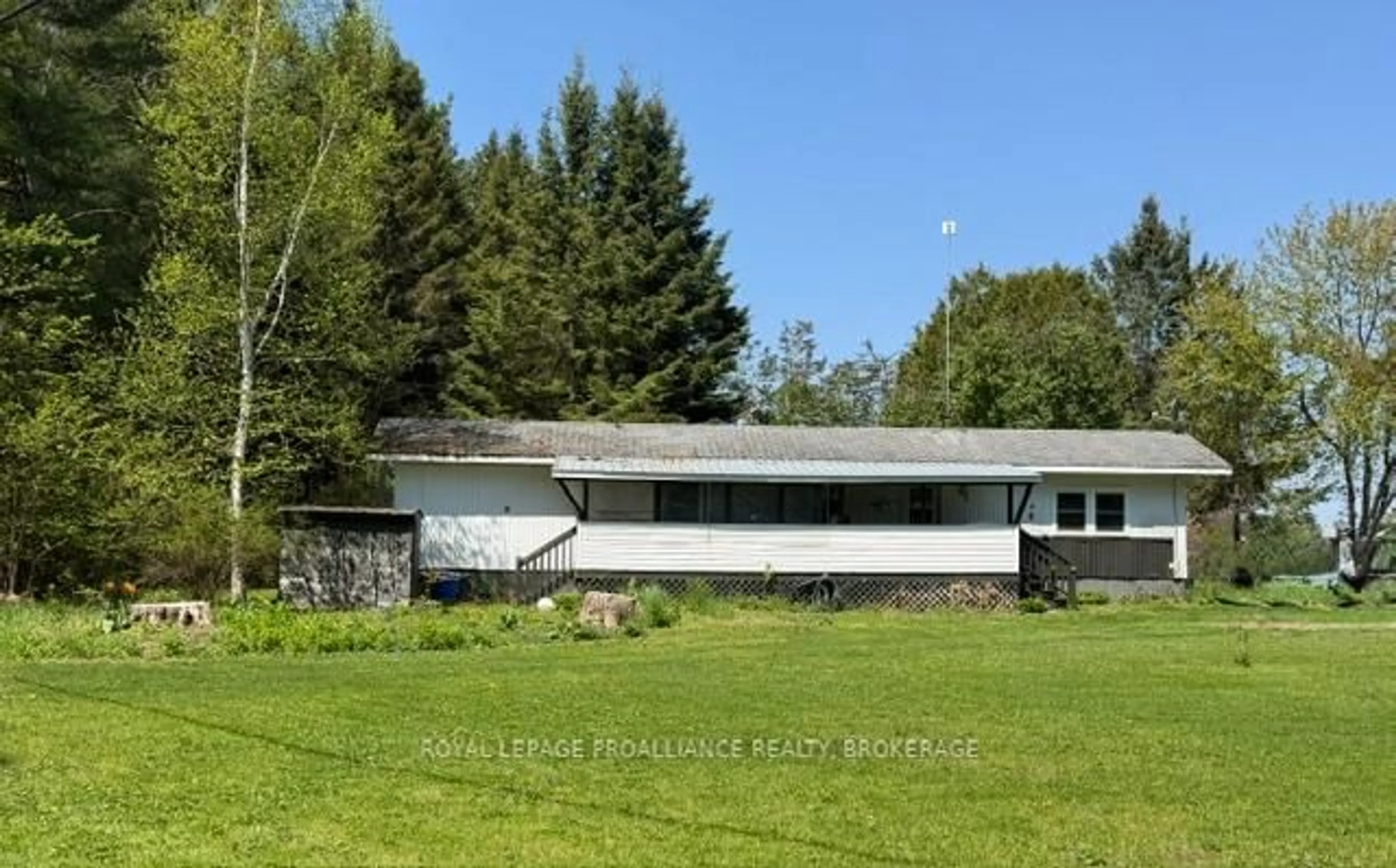 Home with vinyl exterior material, unknown for 104 Ellisville Rd #7, Leeds and the Thousand Islands Ontario K0H 2N0