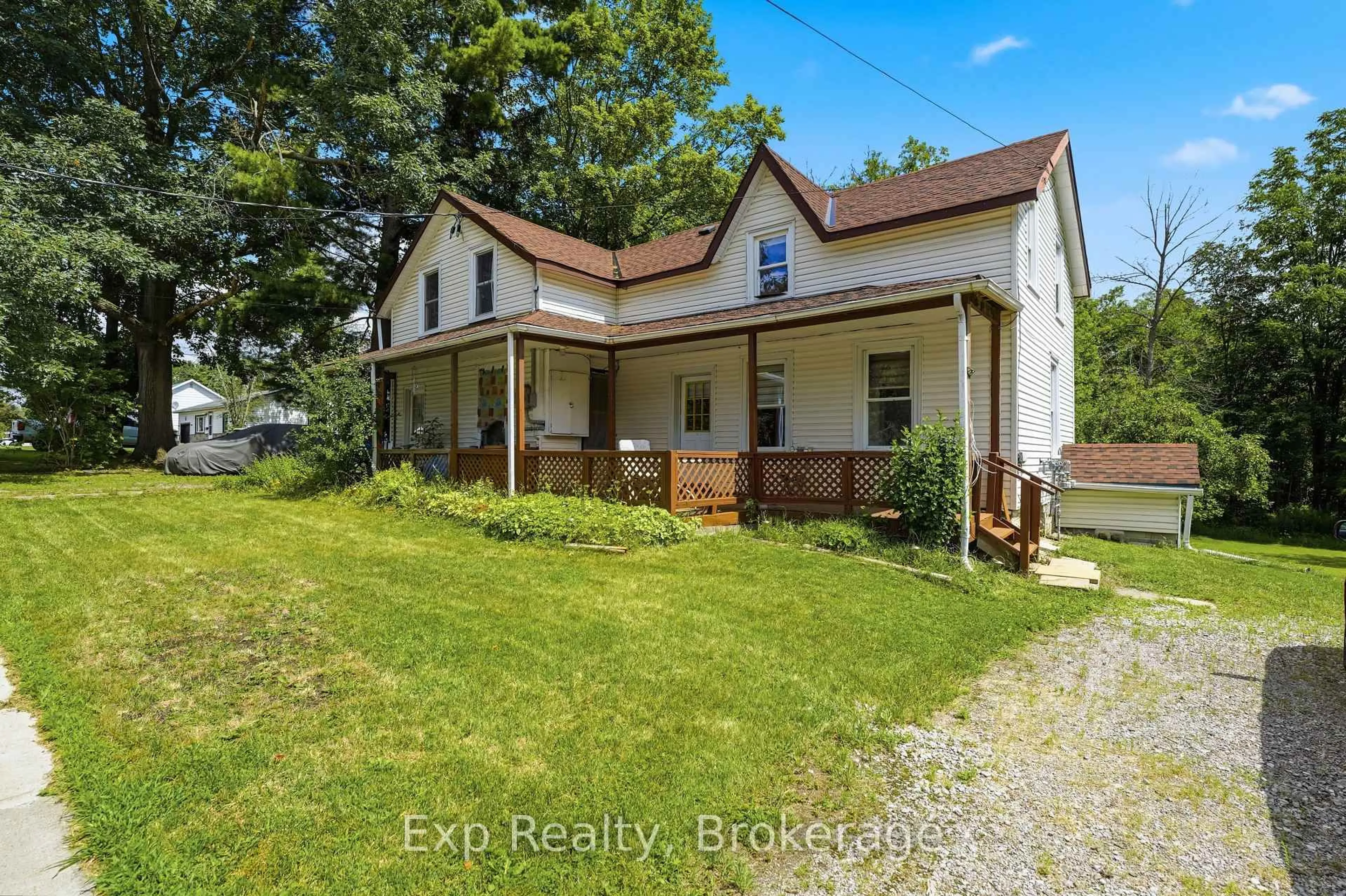 A pic from outside/outdoor area/front of a property/back of a property/a pic from drone, street for 82 - 84 Bursthall St, Limoges Ontario K0K 2M0