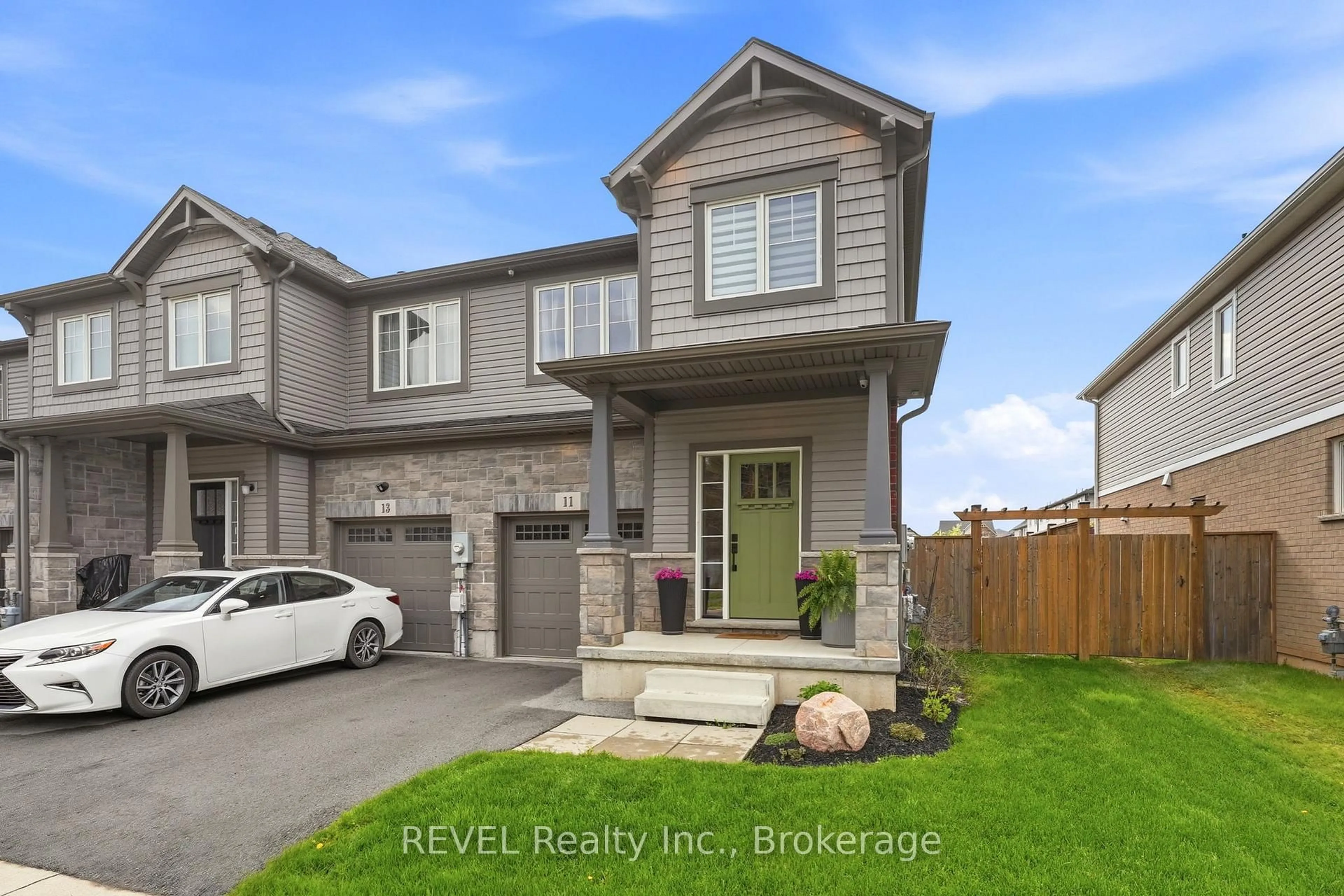 Unknown for 11 Lymburner St, Pelham Ontario L0S 1E6