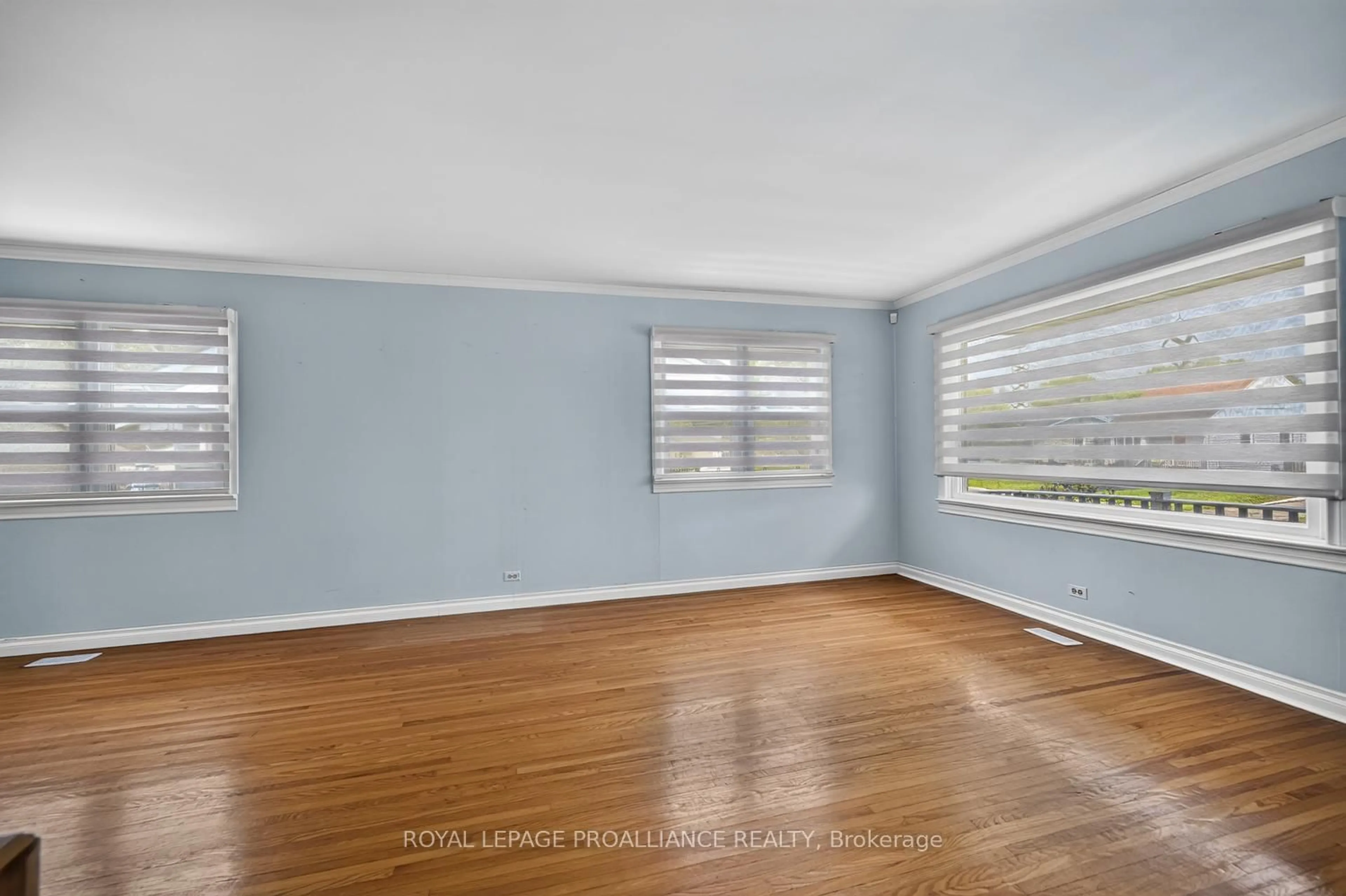 A pic of a room for 40 Aldershot Ave, Brockville Ontario K6V 2P8