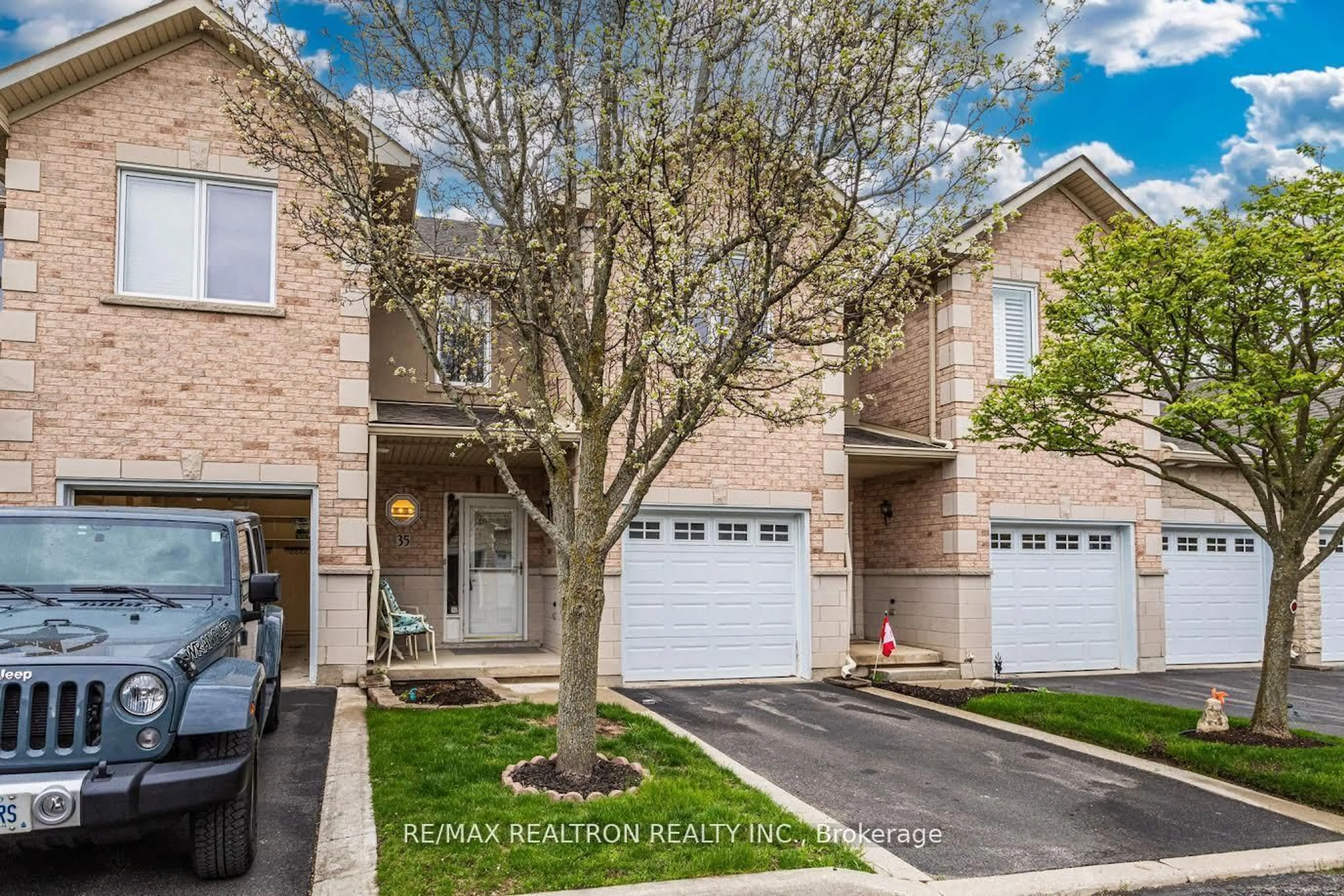 Home with brick exterior material, street for 81 Valridge Dr #35, Hamilton Ontario L9G 5B6