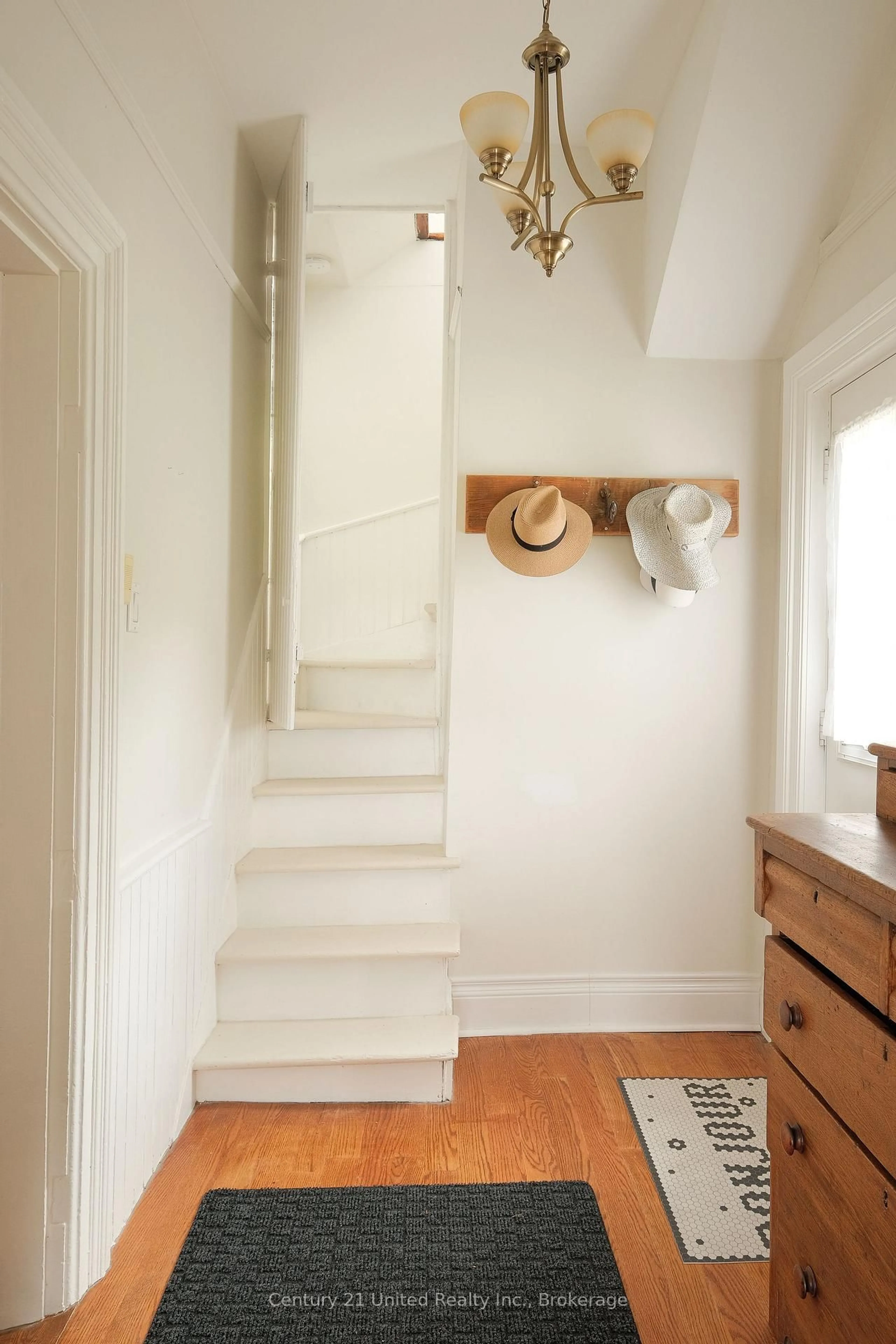 Stairs for 2261 Asphodel 6th Line, Asphodel-Norwood Ontario K0L 2V0