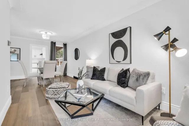 10 Gordon St, Hamilton 5