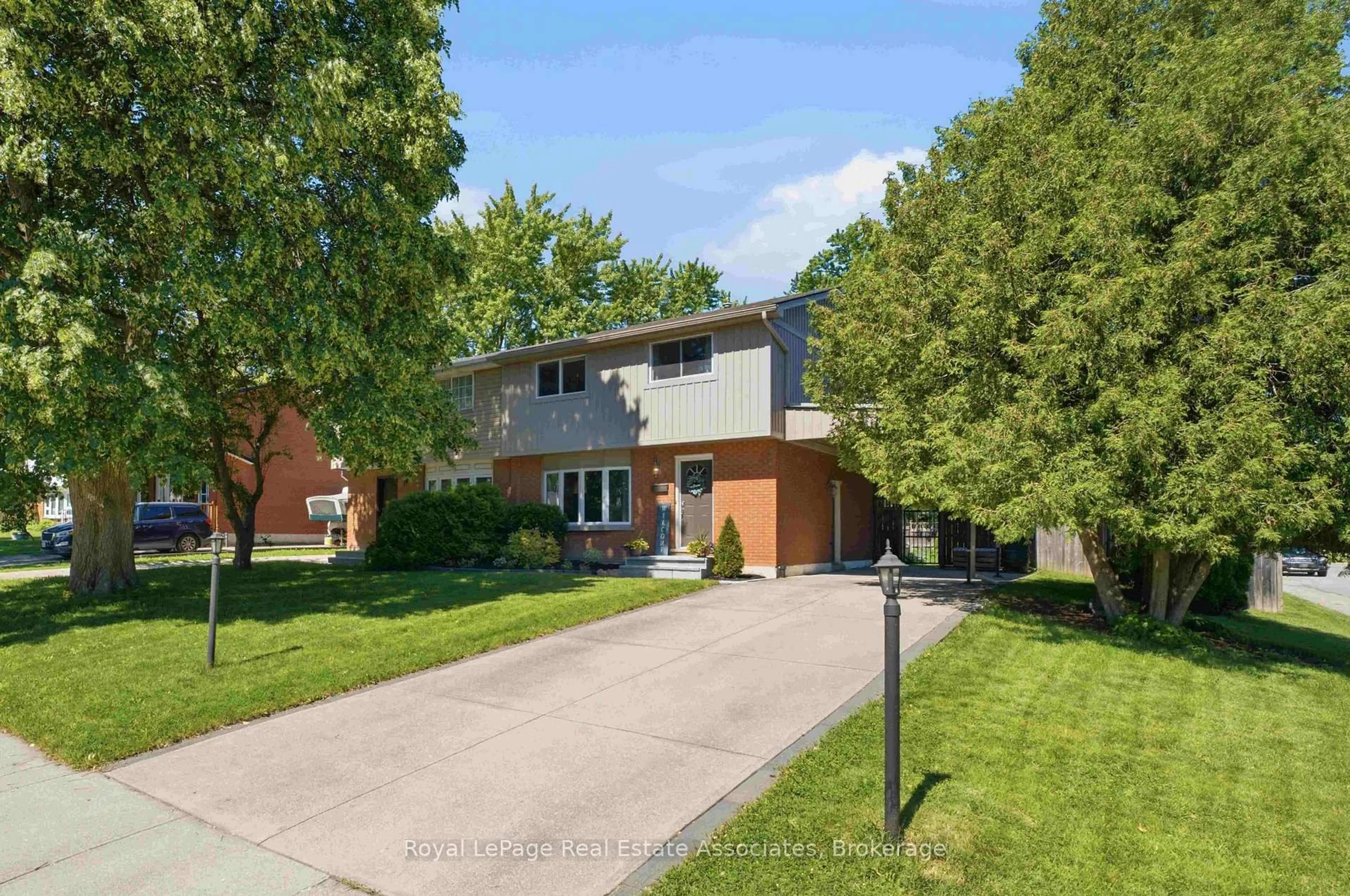 Home with brick exterior material, street for 2 Wedgewood Ave, Hamilton Ontario L8K 5L8