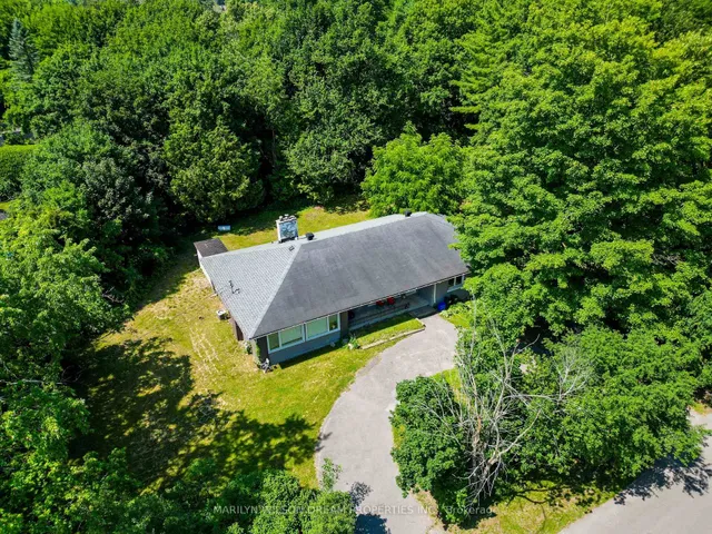 10 Cedar Rd, Gloucester 2