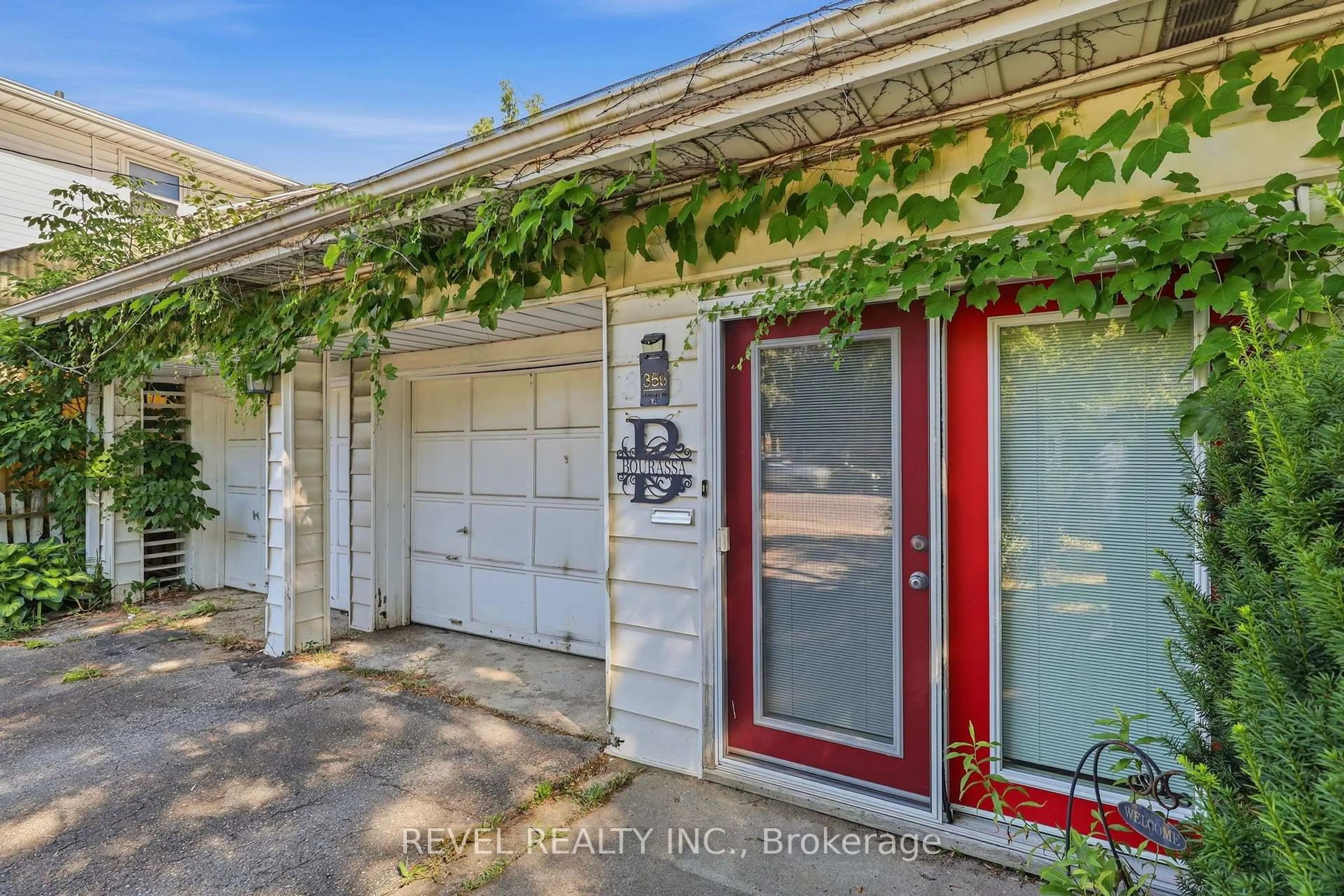 Unknown for 356 Thompson Rd, London South Ontario N5Z 2Z7