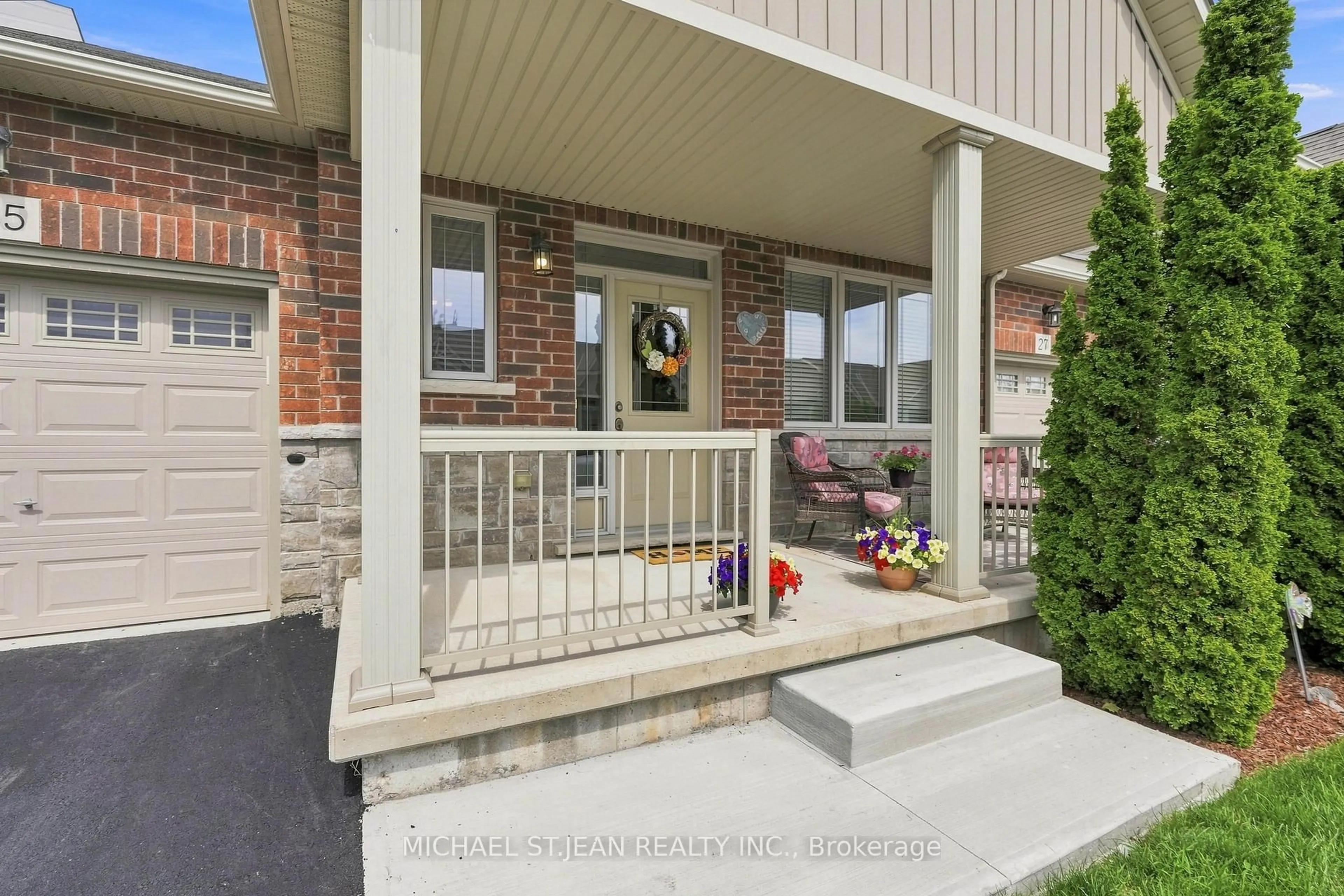 Unknown for 25 Stickland Lane, Hamilton Ontario L0R 1C0