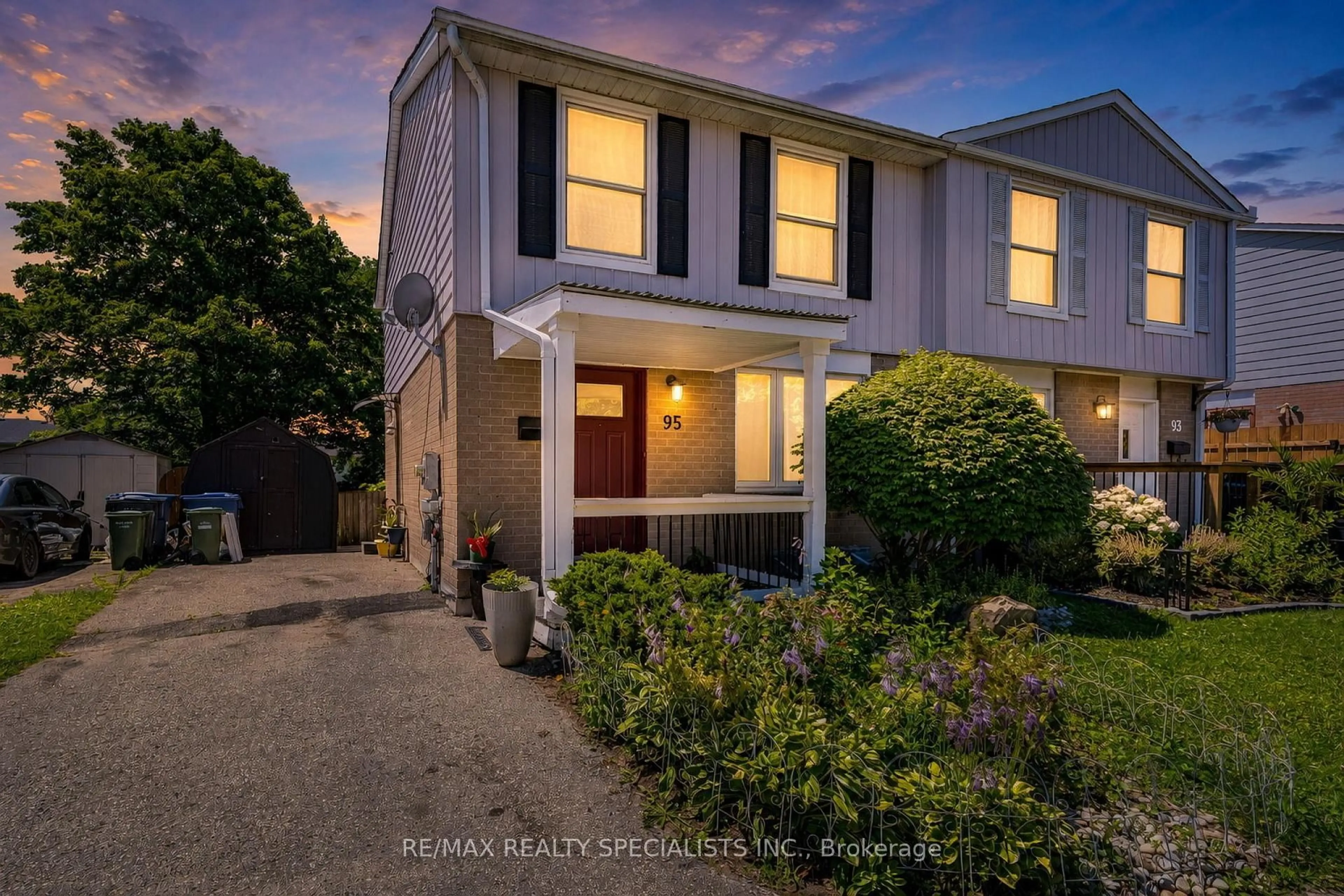 A pic from outside/outdoor area/front of a property/back of a property/a pic from drone, street for 95 Hadati Rd, Guelph Ontario N1E 6G9