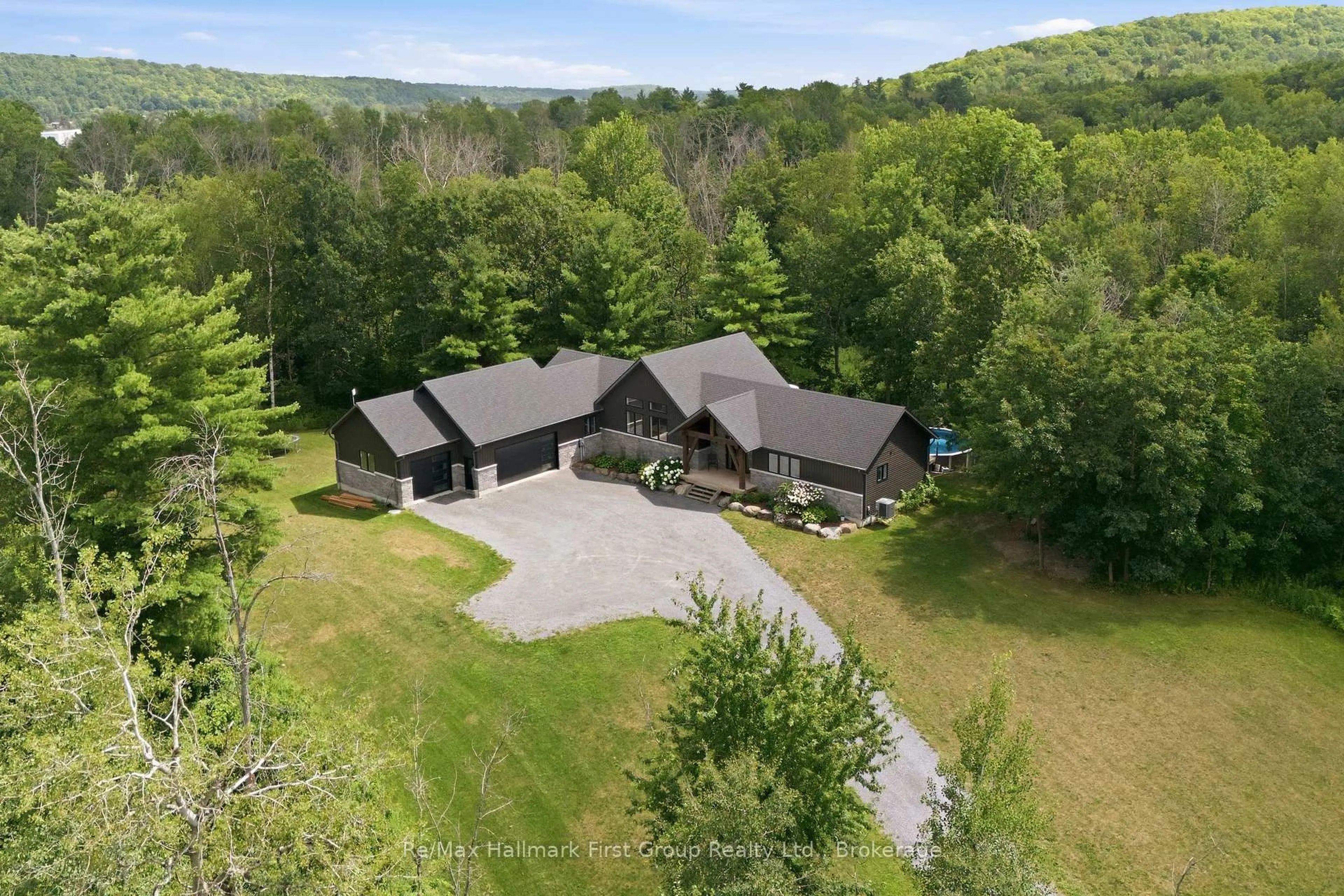 A pic from outside/outdoor area/front of a property/back of a property/a pic from drone, mountain view for 175 Mill St, Hastings Ontario K0K 2C0