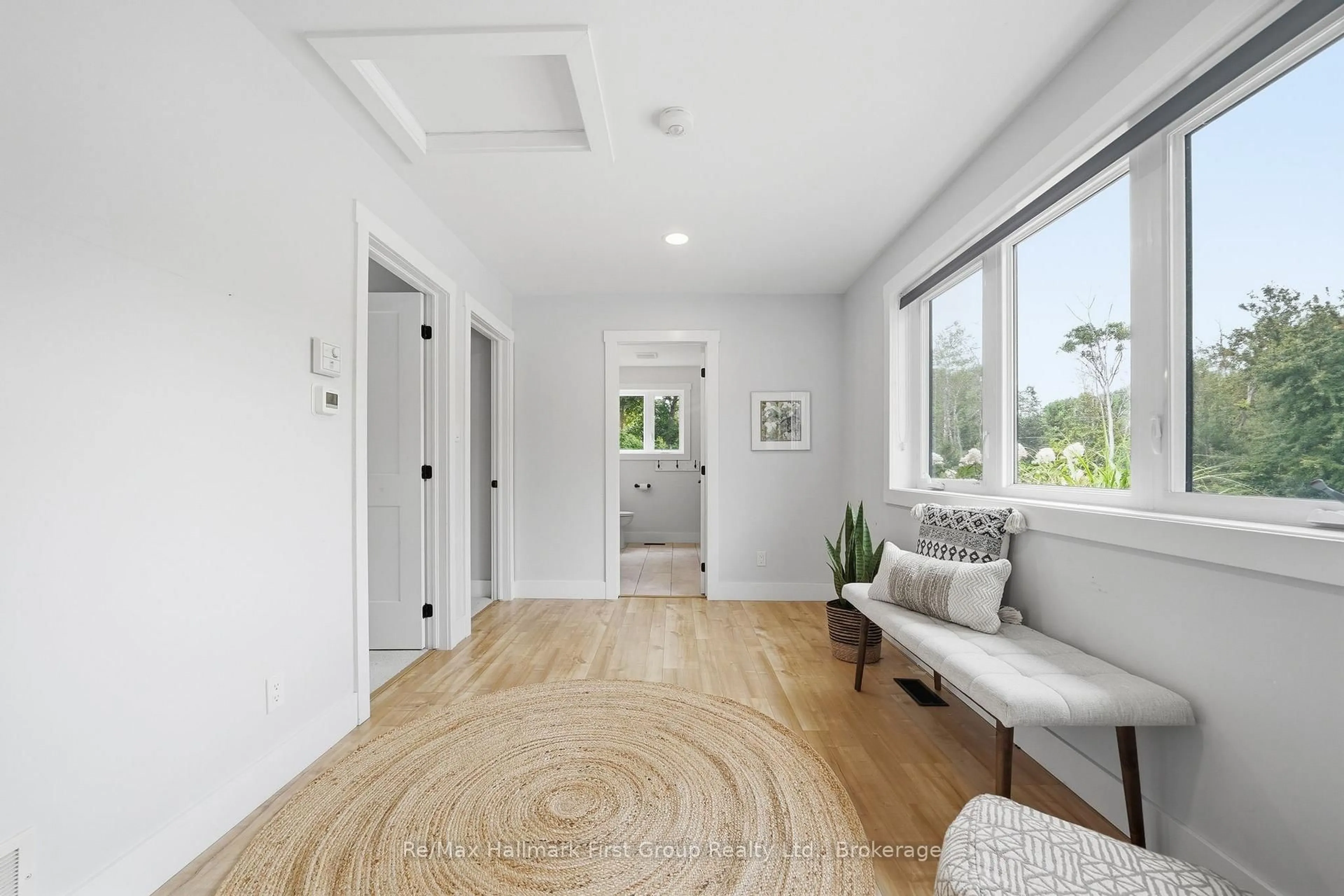 Indoor entryway for 175 Mill St, Hastings Ontario K0K 2C0