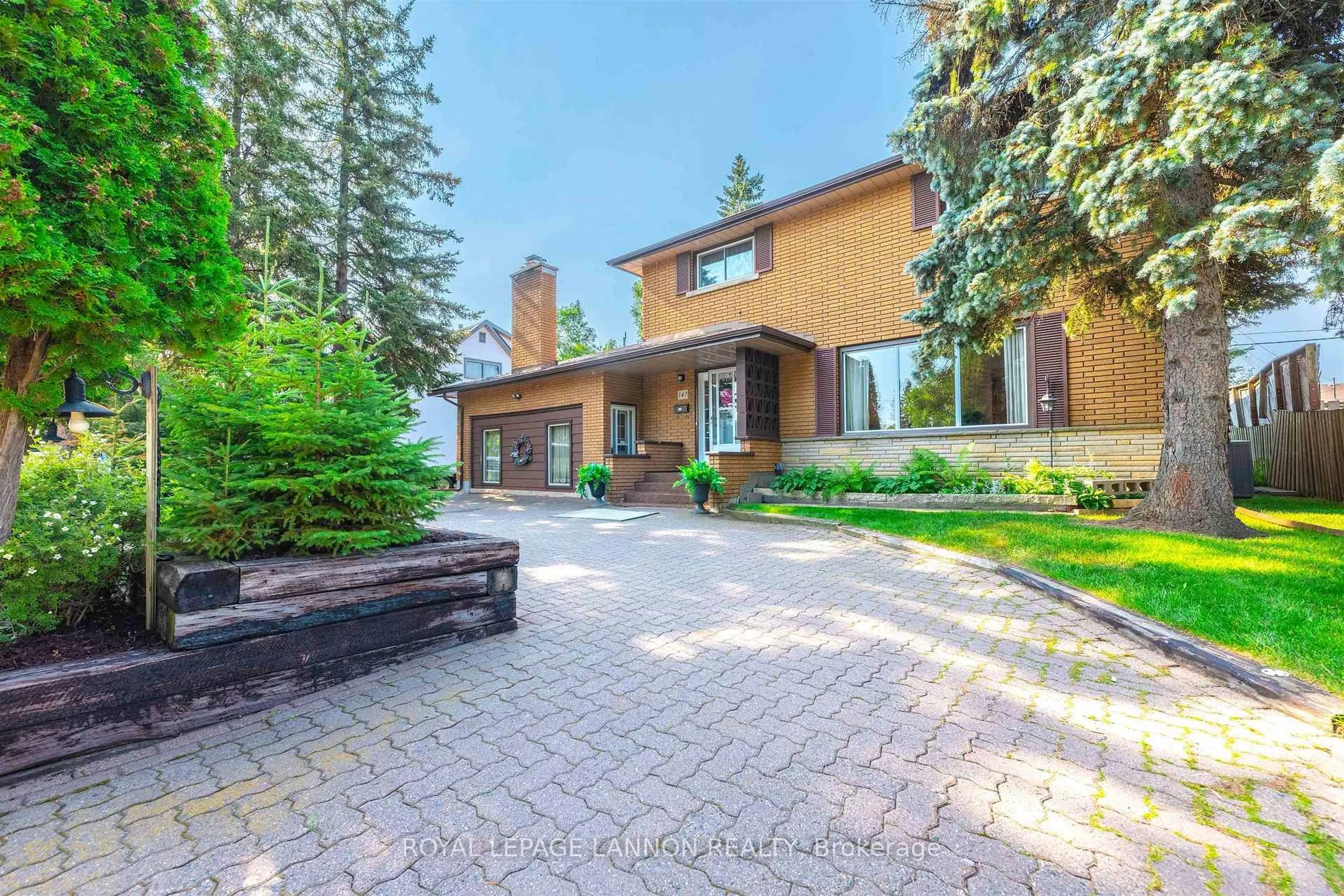 Home with brick exterior material, street for 147 WOODSIDE St, Thunder Bay Ontario P7A 7G4