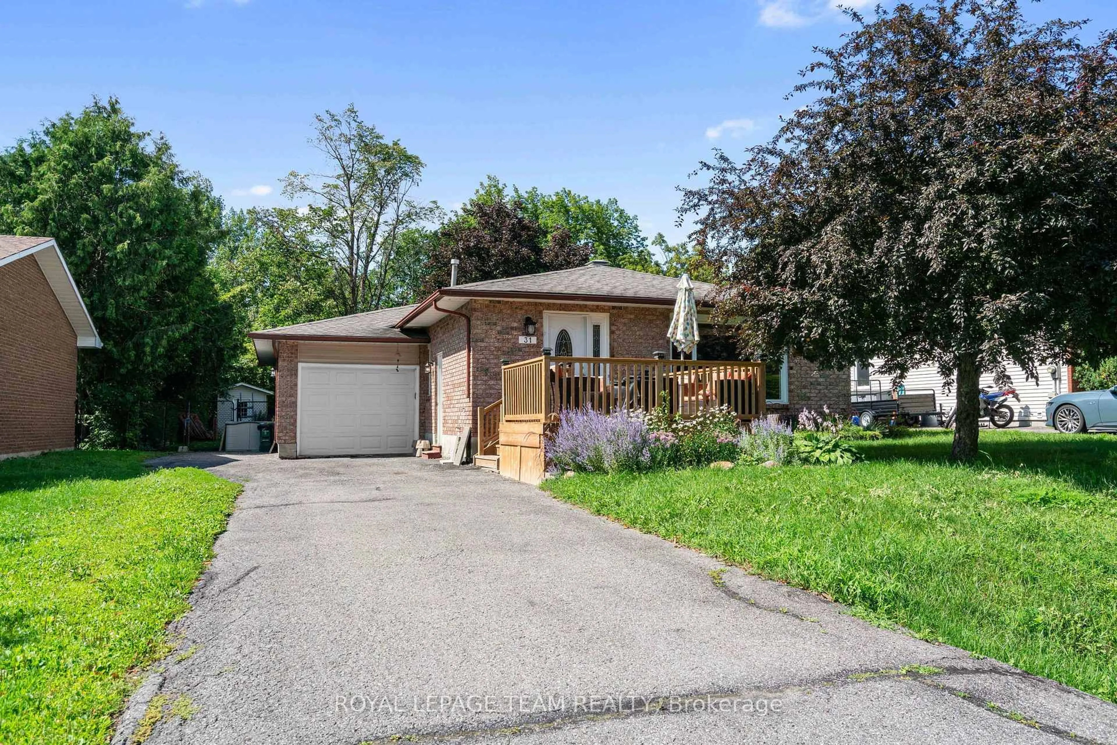 Unknown for 31 Orville St, Ottawa Ontario K2S 1M6