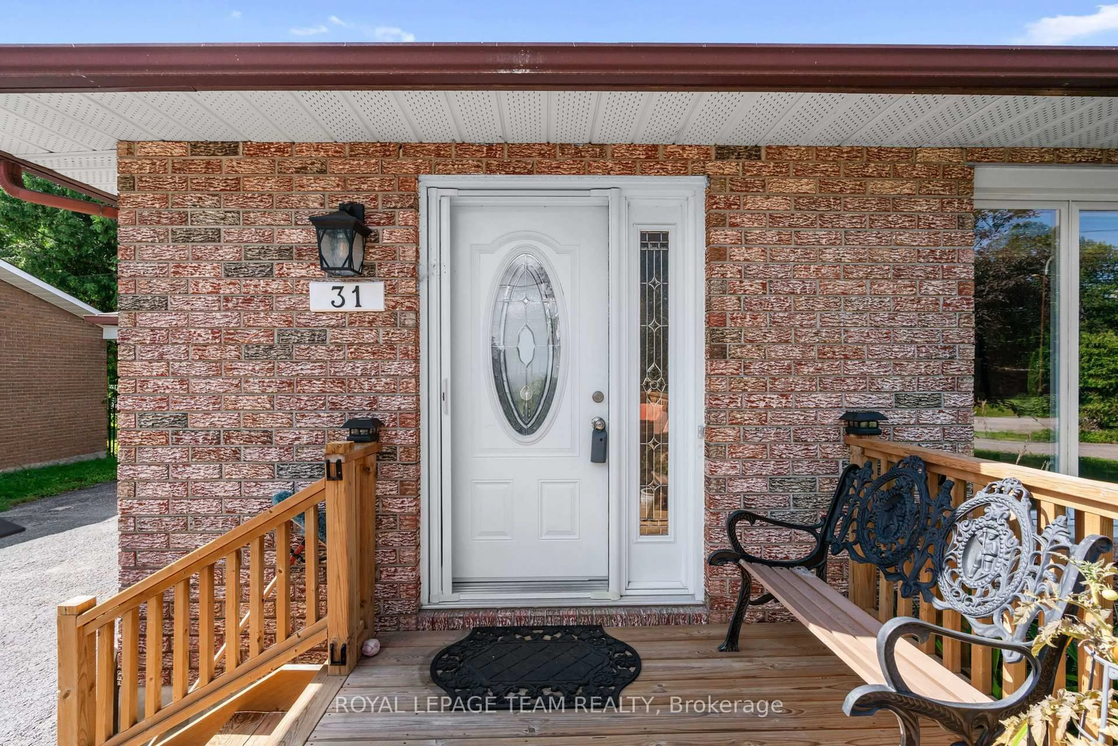 Indoor entryway for 31 Orville St, Ottawa Ontario K2S 1M6