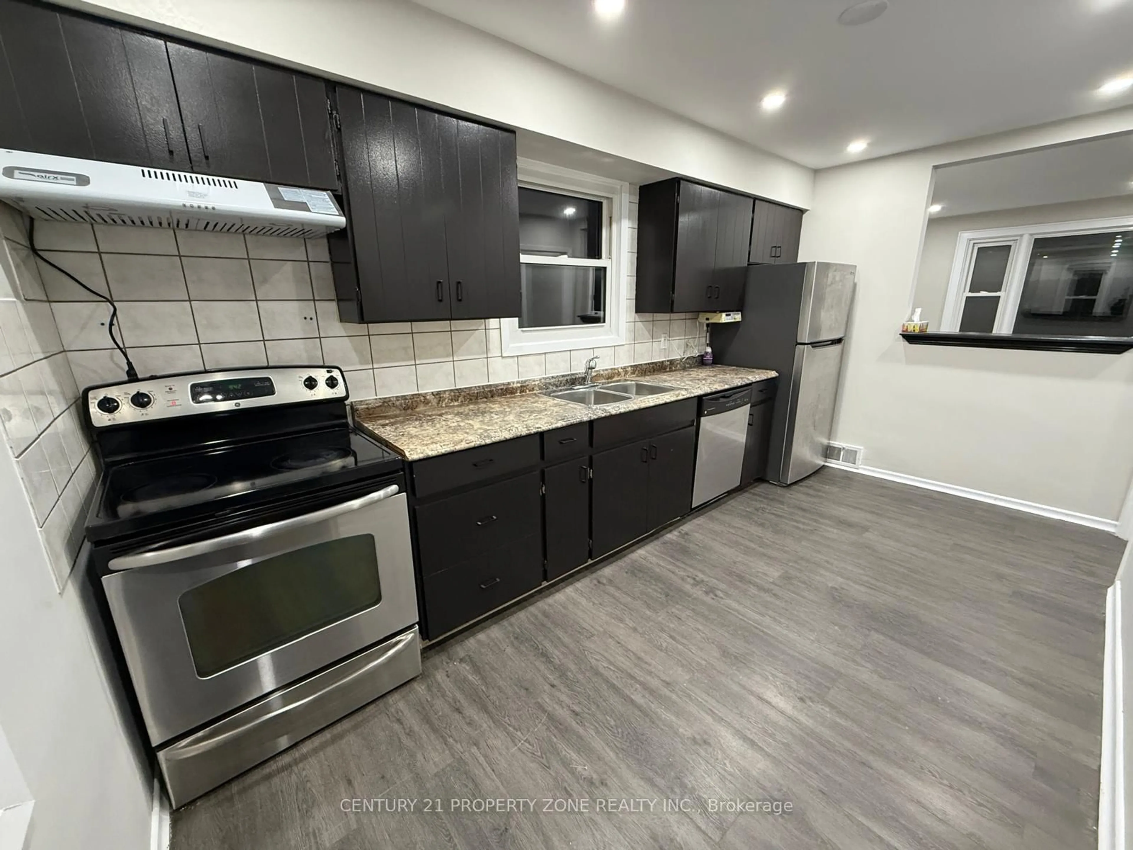Unknown for 6300 CORWIN Cres, Niagara Falls Ontario L2G 2M1