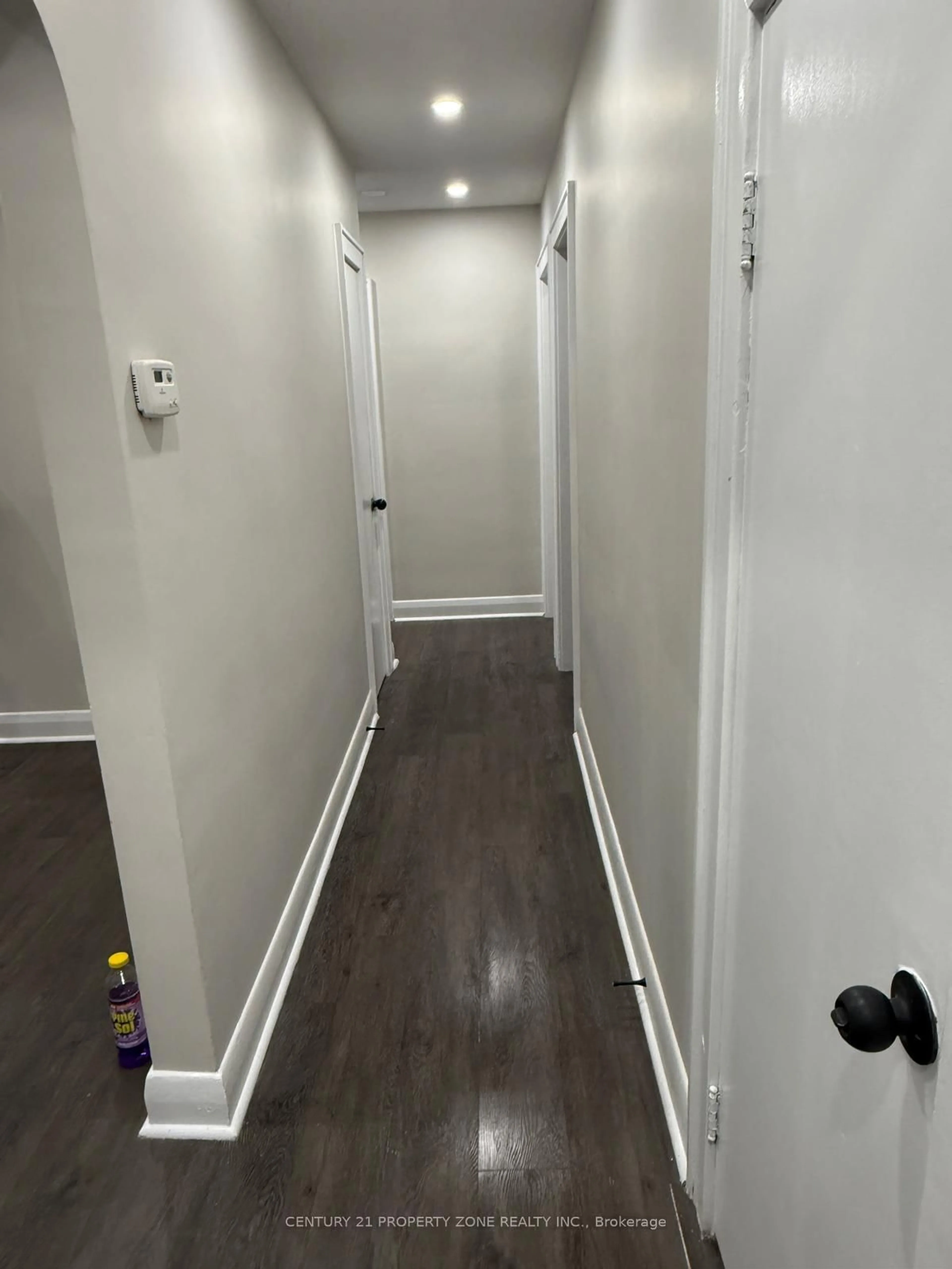 A pic of a room for 6300 CORWIN Cres, Niagara Falls Ontario L2G 2M1