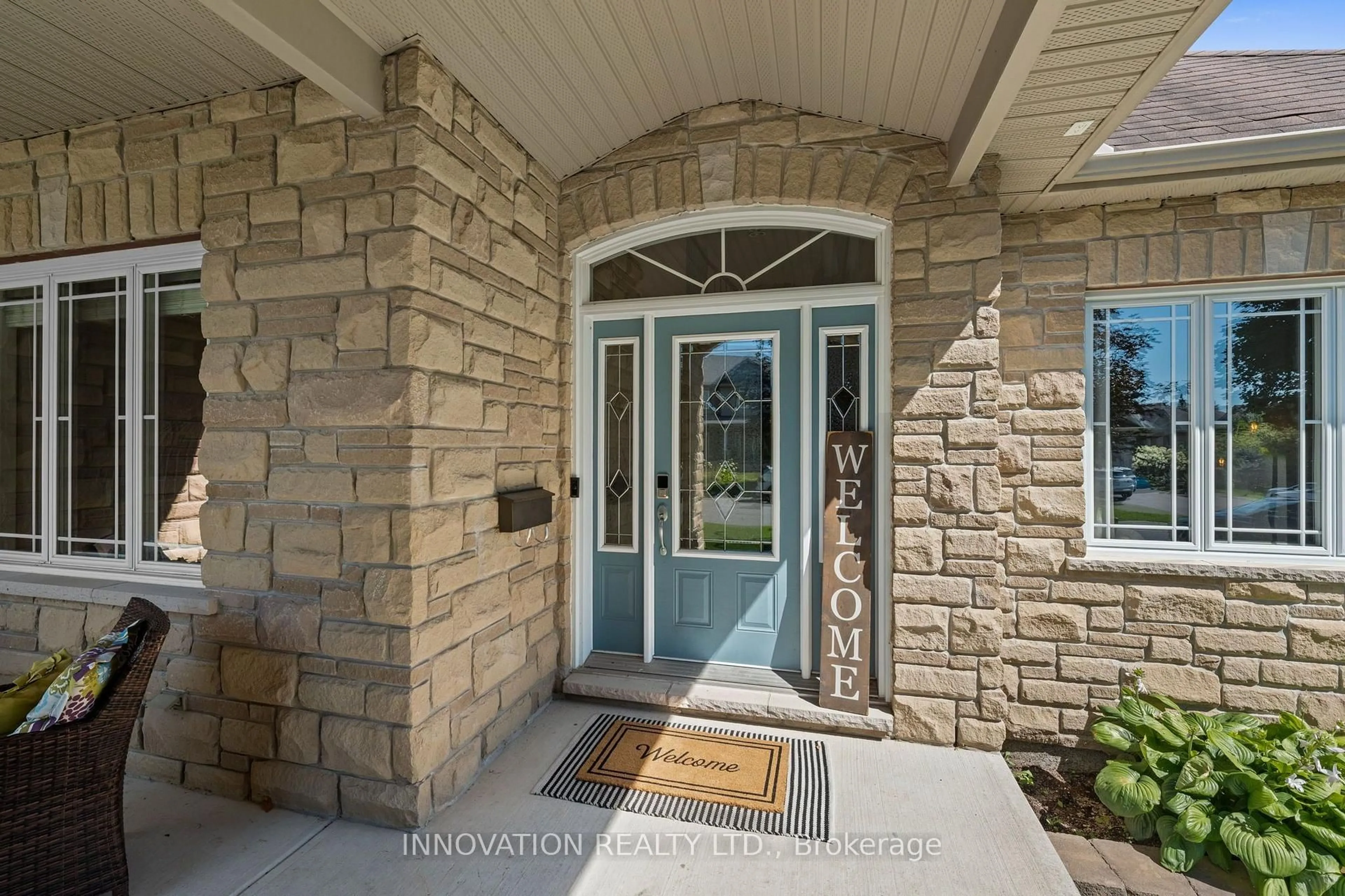 Indoor entryway for 54 Frances Colbert Ave, Carp Ontario K0A 1L0
