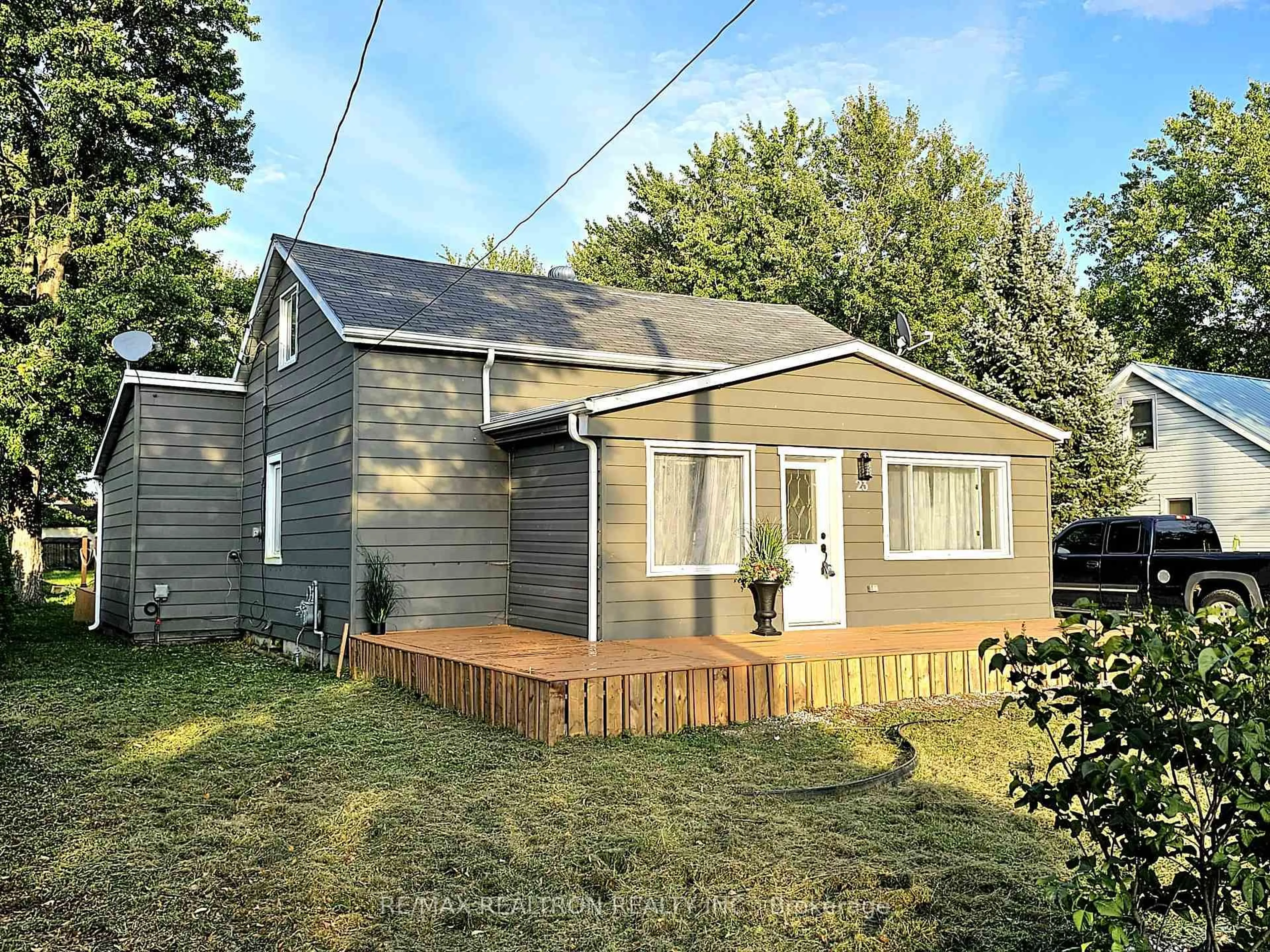 Unknown for 23 Ella St, Chatham-Kent Ontario N0P 2L0