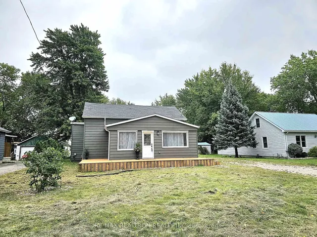 23 Ella St, Chatham-Kent 2