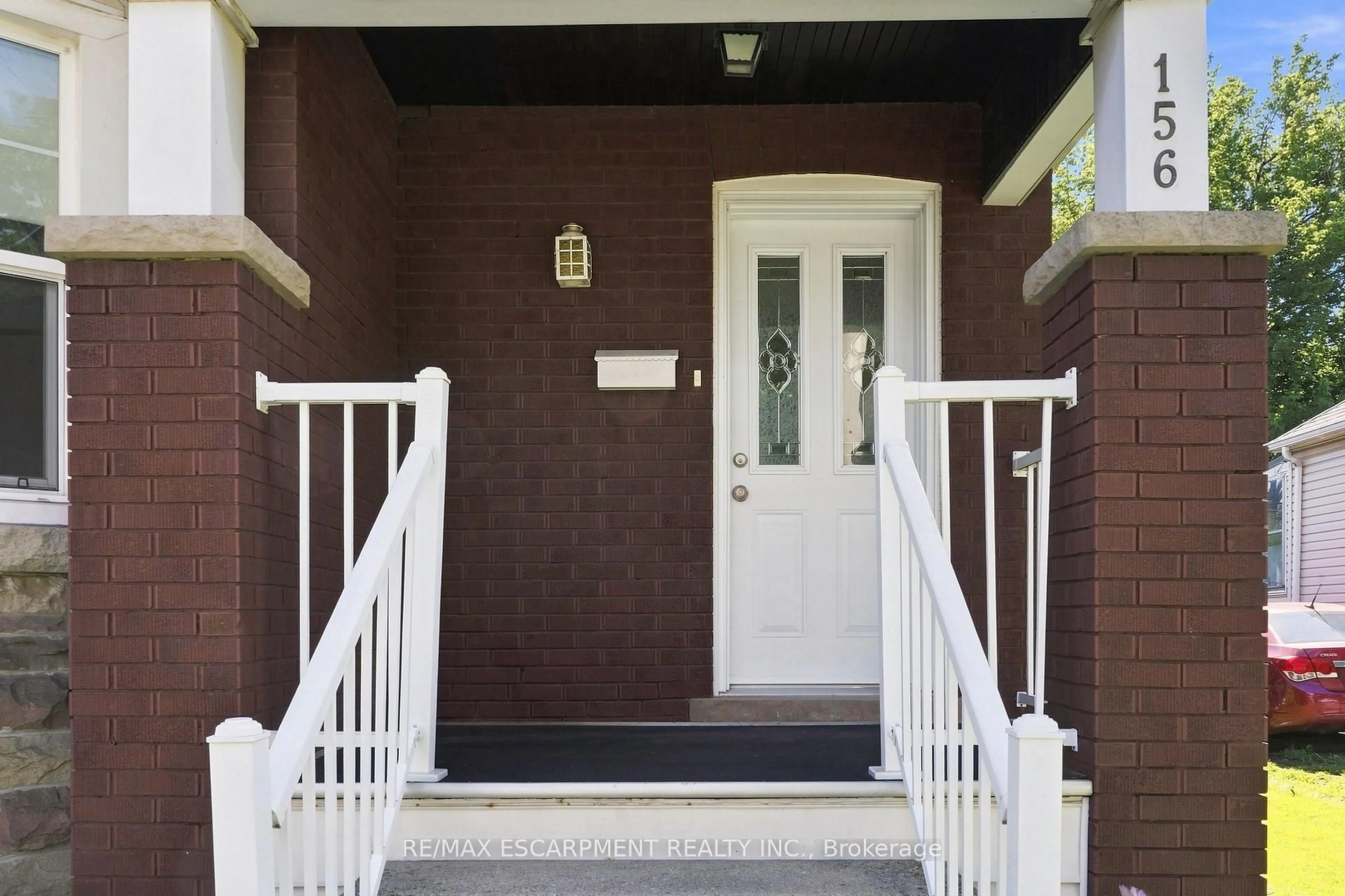 Unknown for 156 Tragina Ave, Hamilton Ontario L8H 5C8