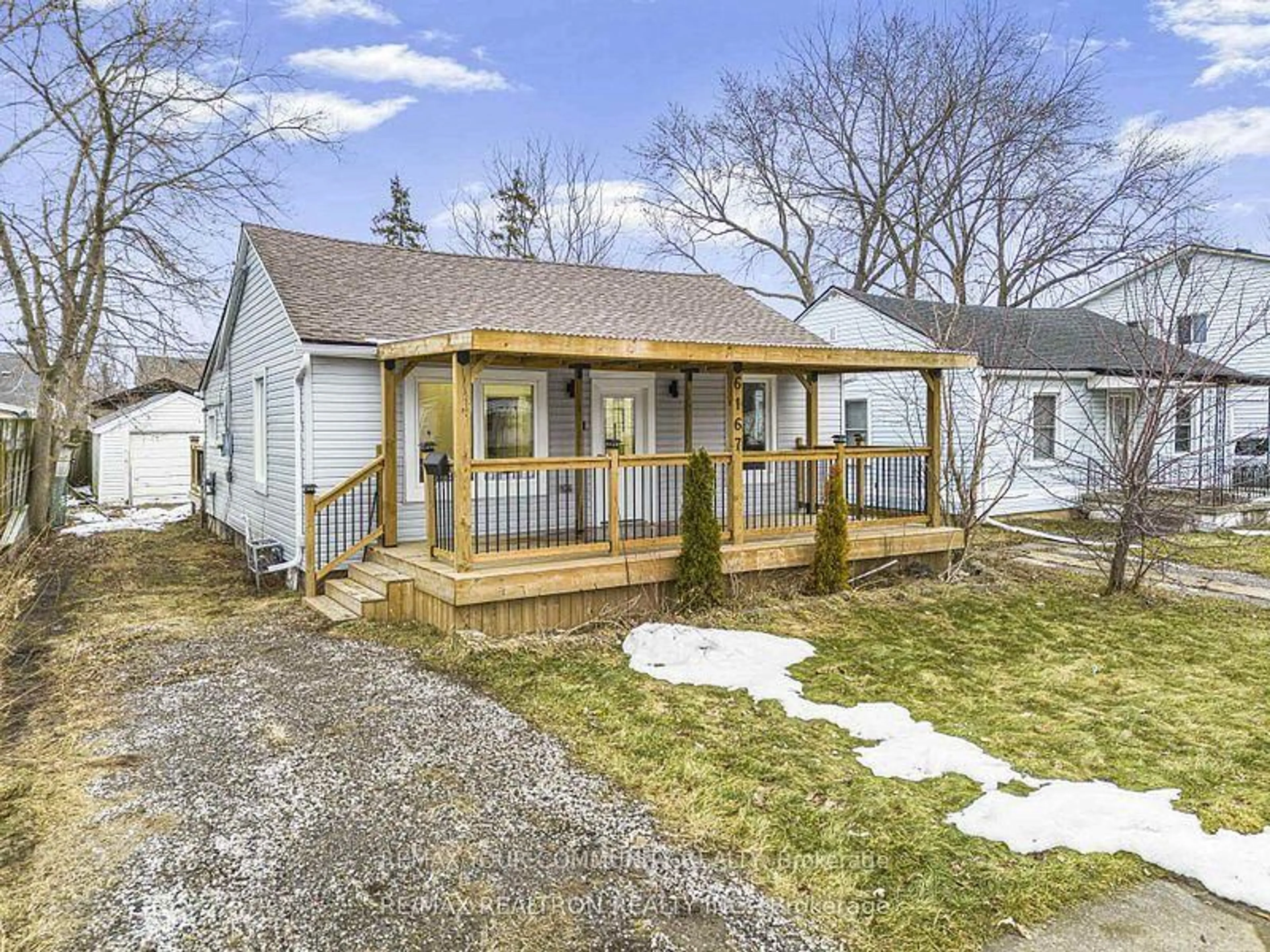 Unknown for 6167 Skinner St, Niagara Falls Ontario L2G 2Y4
