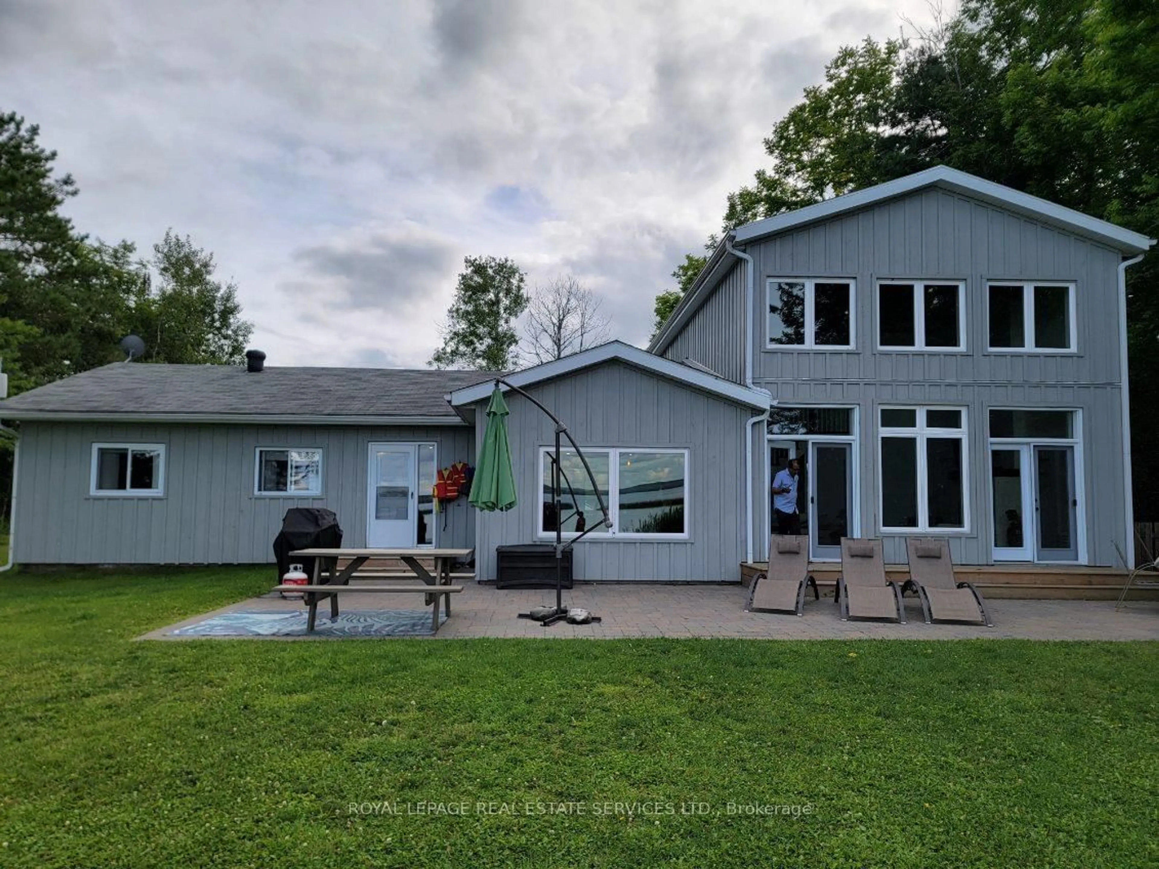 A pic from outside/outdoor area/front of a property/back of a property/a pic from drone, unknown for 4 Crescent Rd, Strong Ontario P0A 1Z0