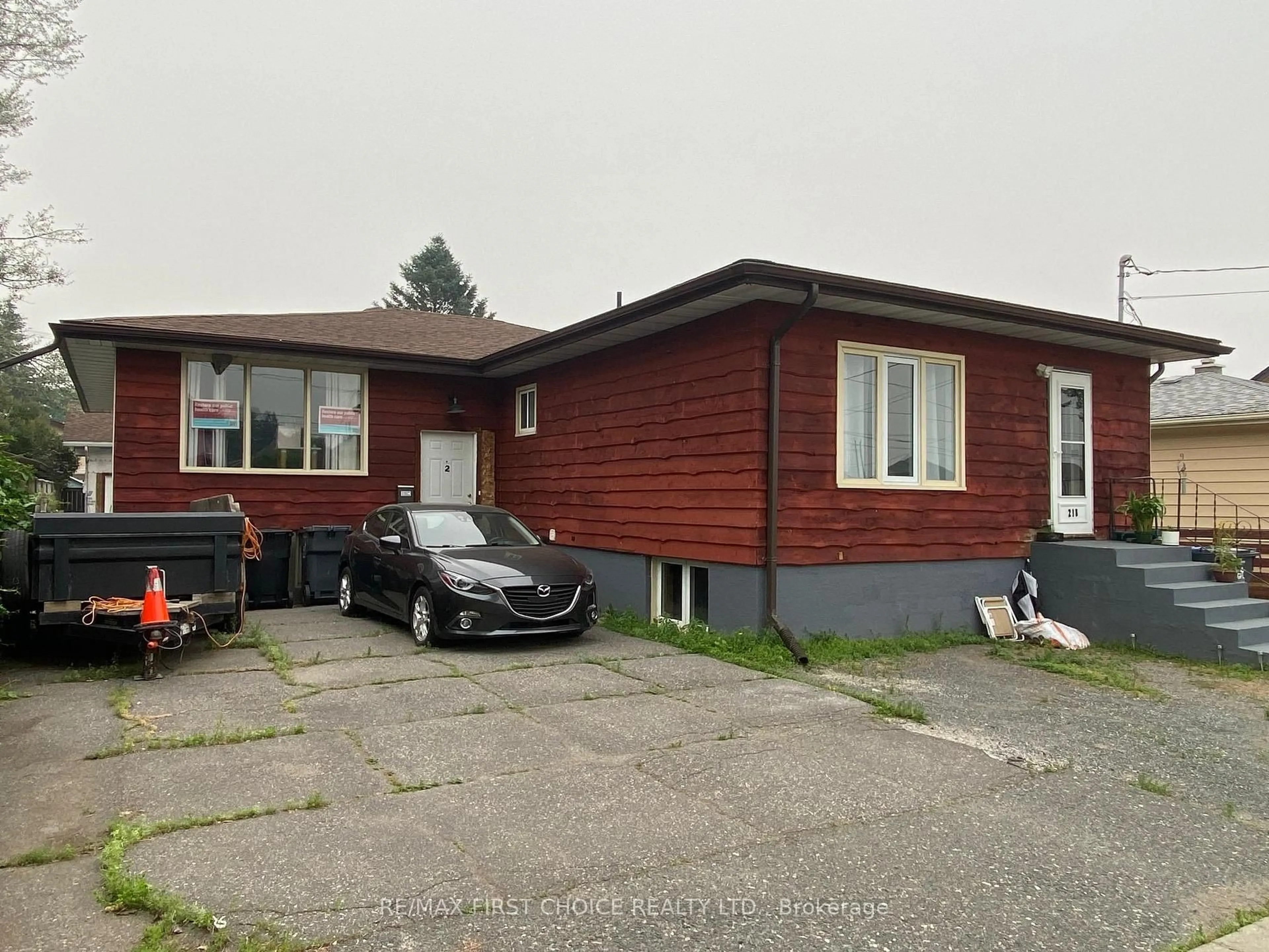Unknown for 218 Powley St, Thunder Bay Ontario P7A 2K9
