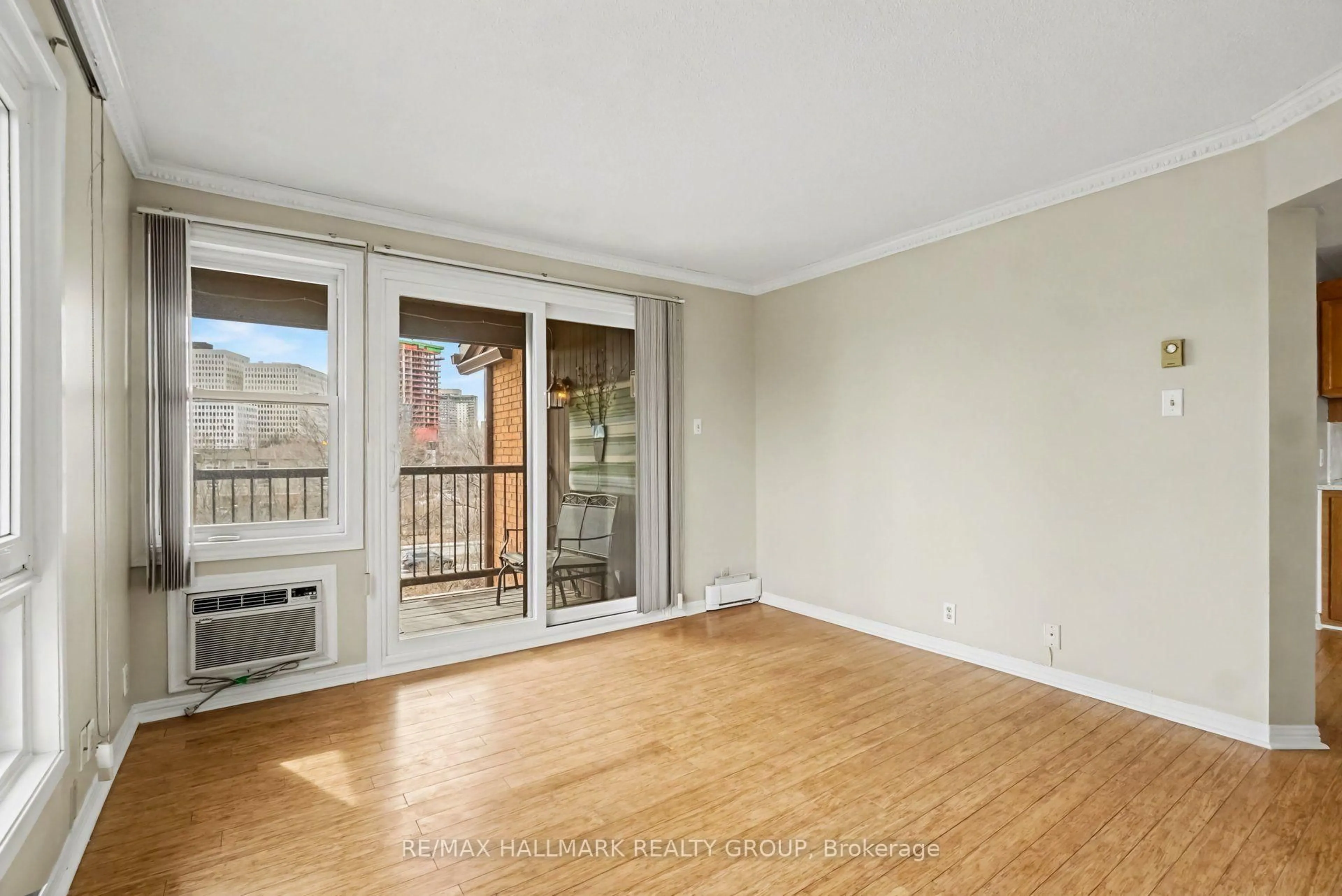 A pic of a room for 316 Savard Ave #306, Ottawa Ontario K1L 7S2