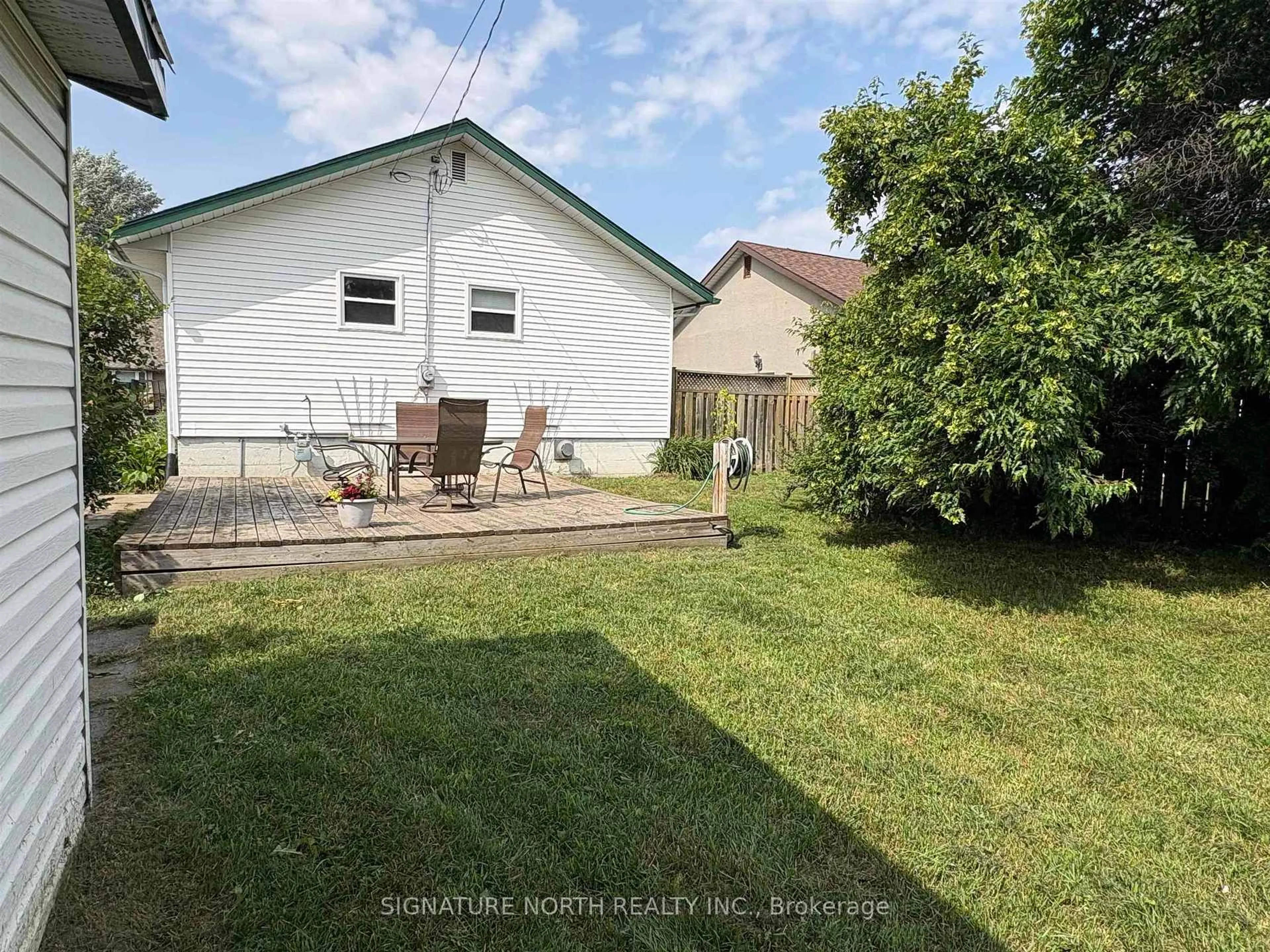 Unknown for 140 Christina St, Thunder Bay Ontario P7E 4N5
