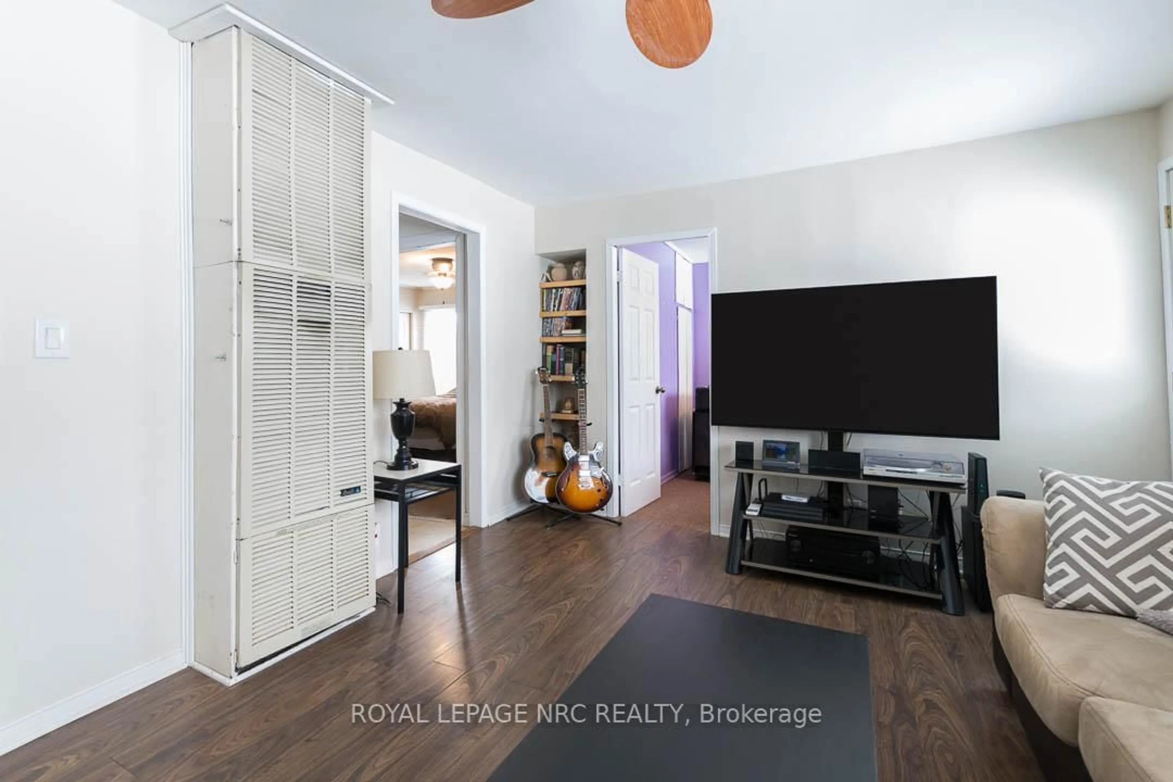 A pic of a room for 341 Corvette St, Welland Ontario L3B 4S5