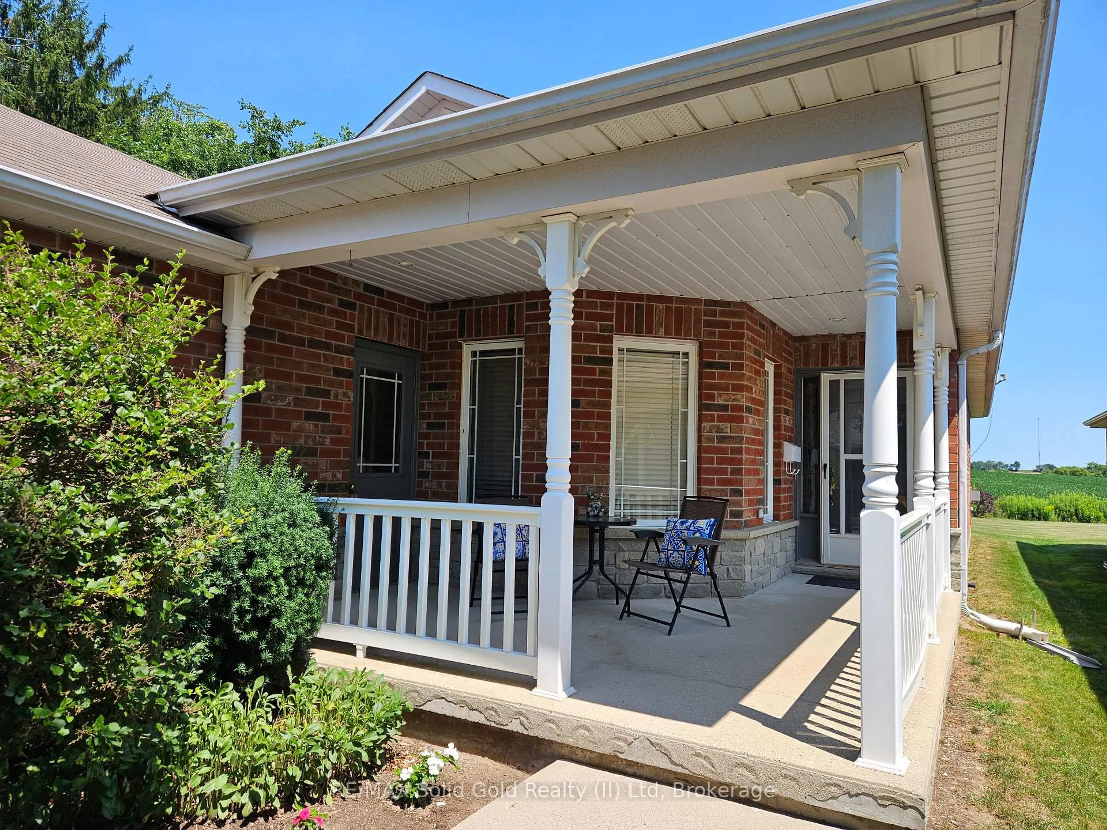 Patio, street for 1662 Erbs Rd #8, Wilmot Ontario N0B 2L0