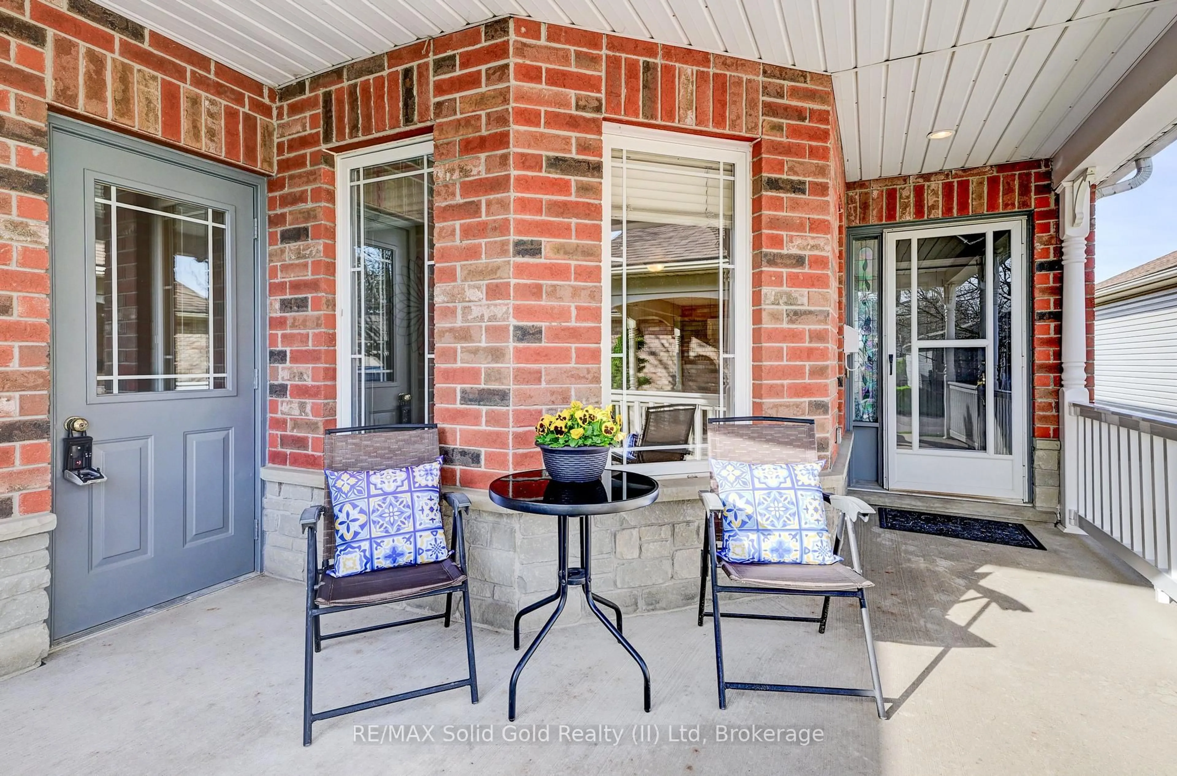 Patio, street for 1662 Erbs Rd #8, Wilmot Ontario N0B 2L0