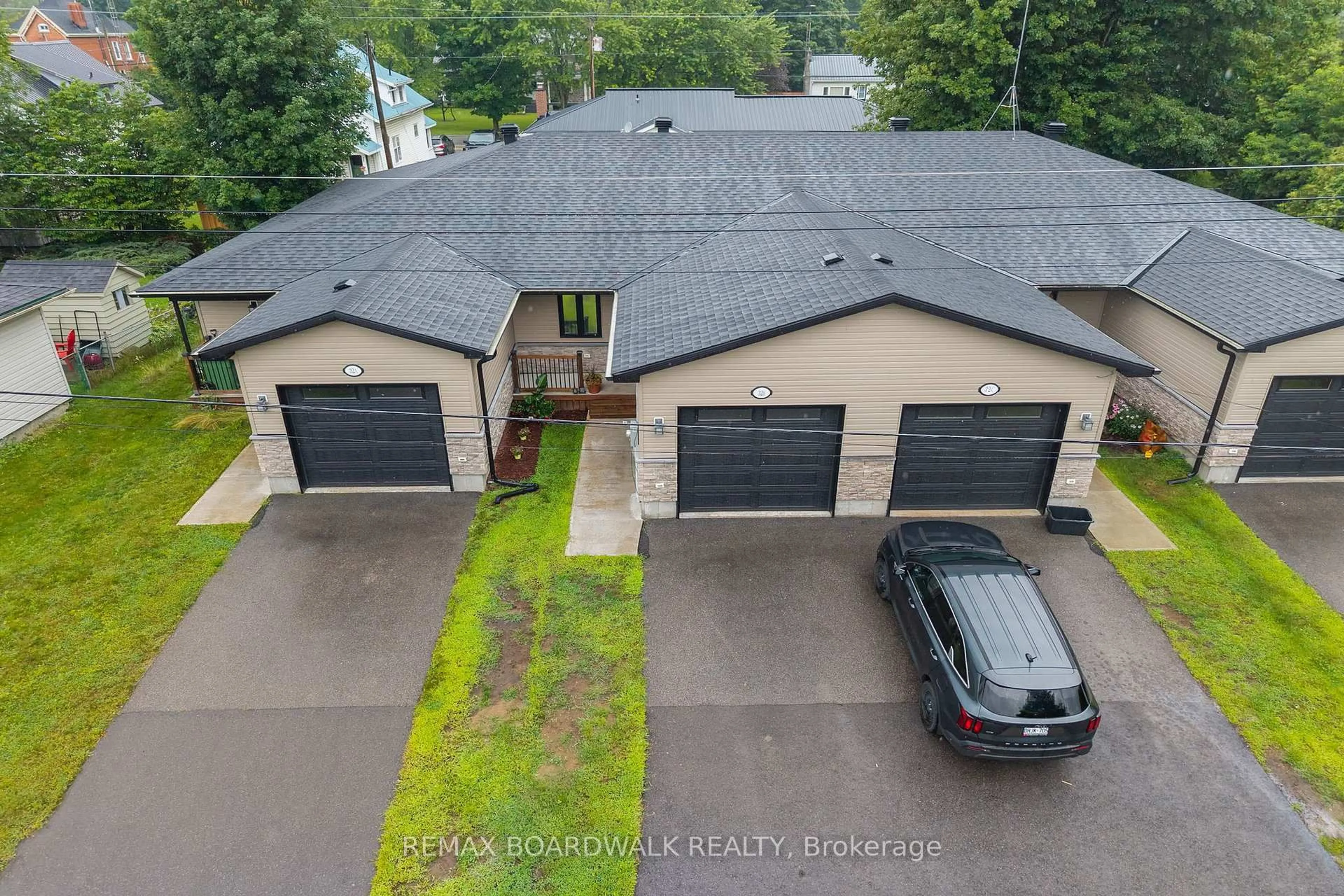 A pic from outside/outdoor area/front of a property/back of a property/a pic from drone, street for 32 David St #A, Edwardsburgh/Cardinal Ontario K0E 1X0