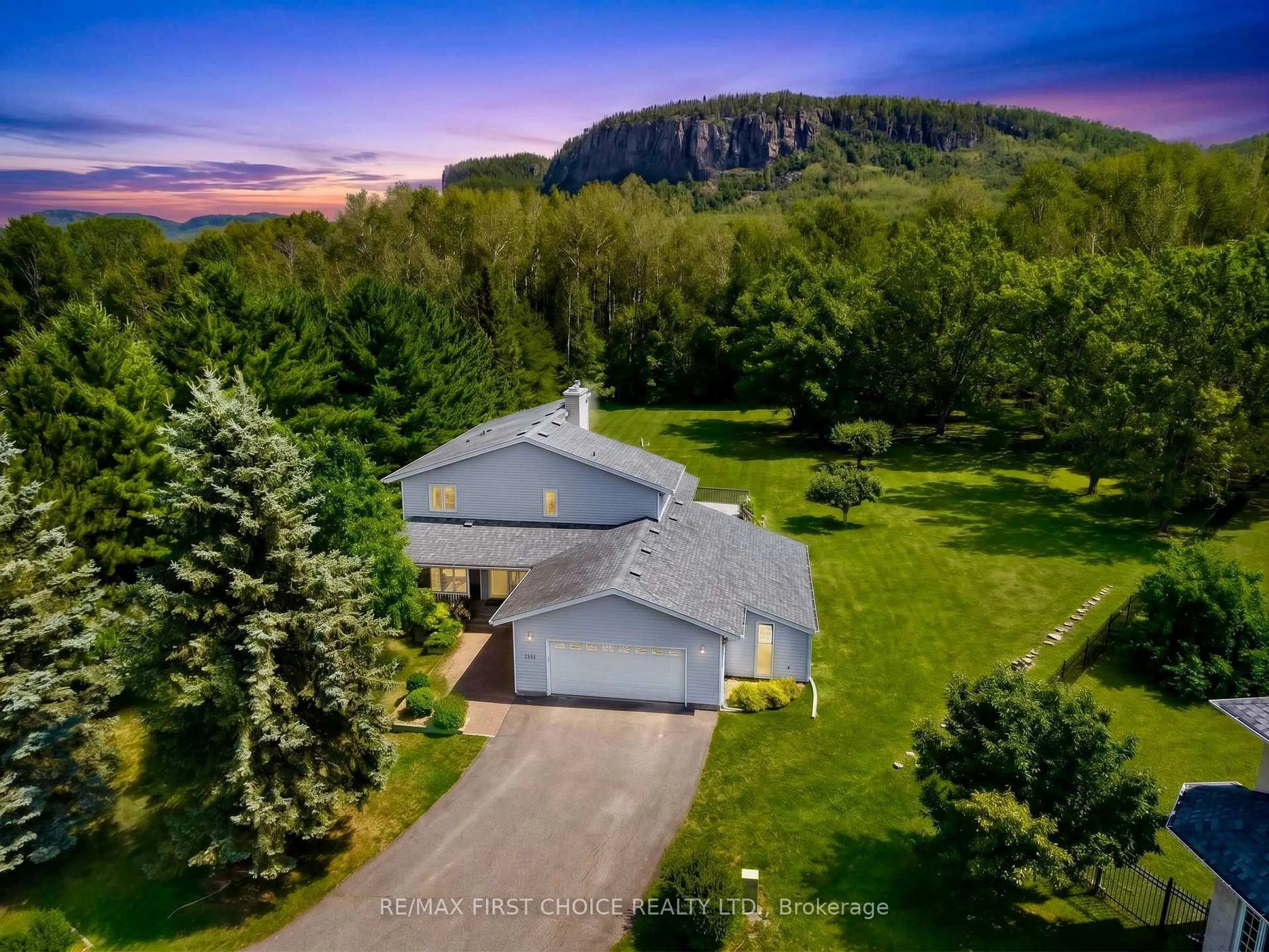 A pic from outside/outdoor area/front of a property/back of a property/a pic from drone, mountain view for 4306 Oak Heights Pl, Thunder Bay Ontario P7J 1A8