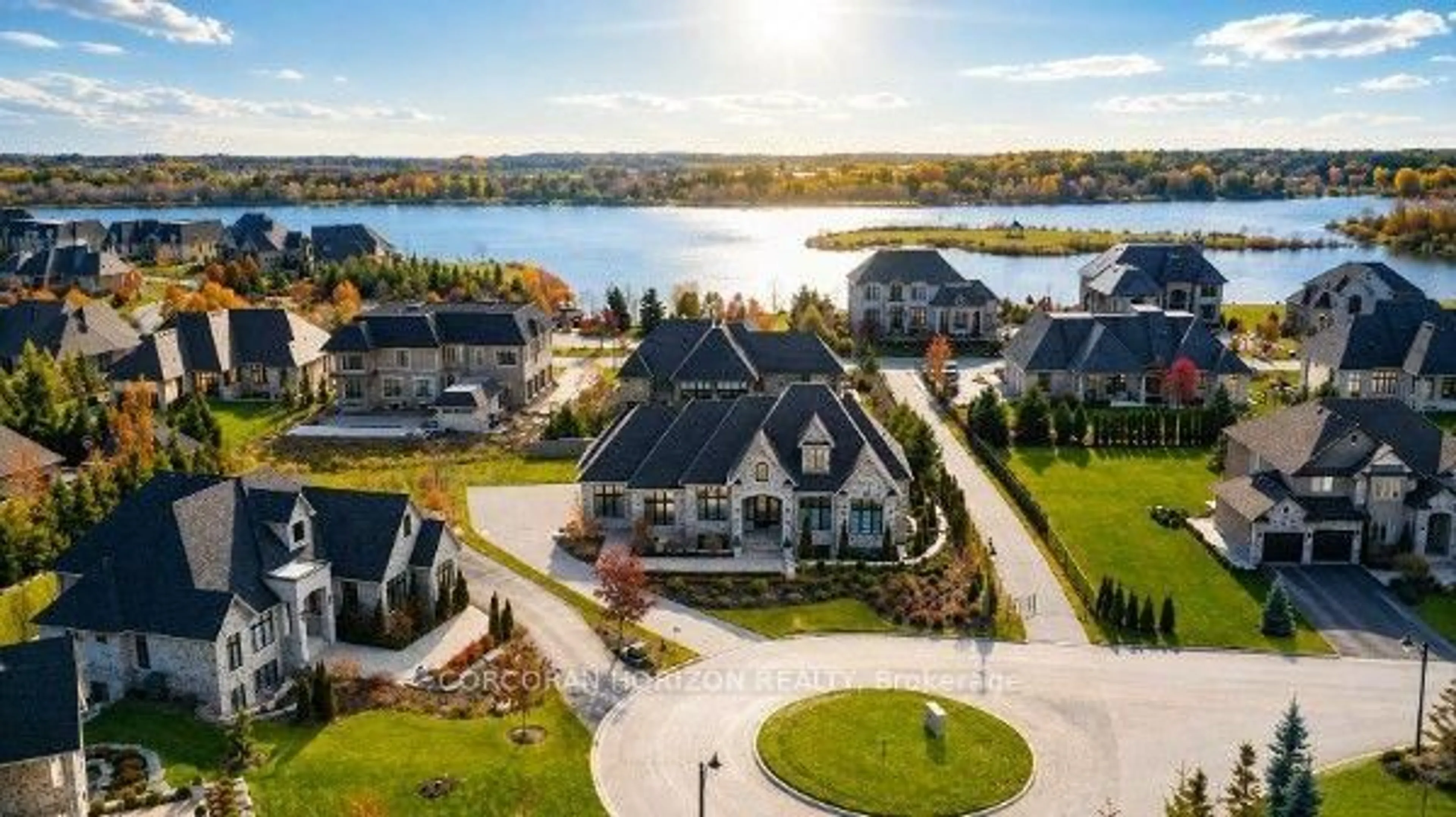 A pic from outside/outdoor area/front of a property/back of a property/a pic from drone, water/lake/river/ocean view for 31 Reid Crt, Puslinch Ontario N0B 2J0