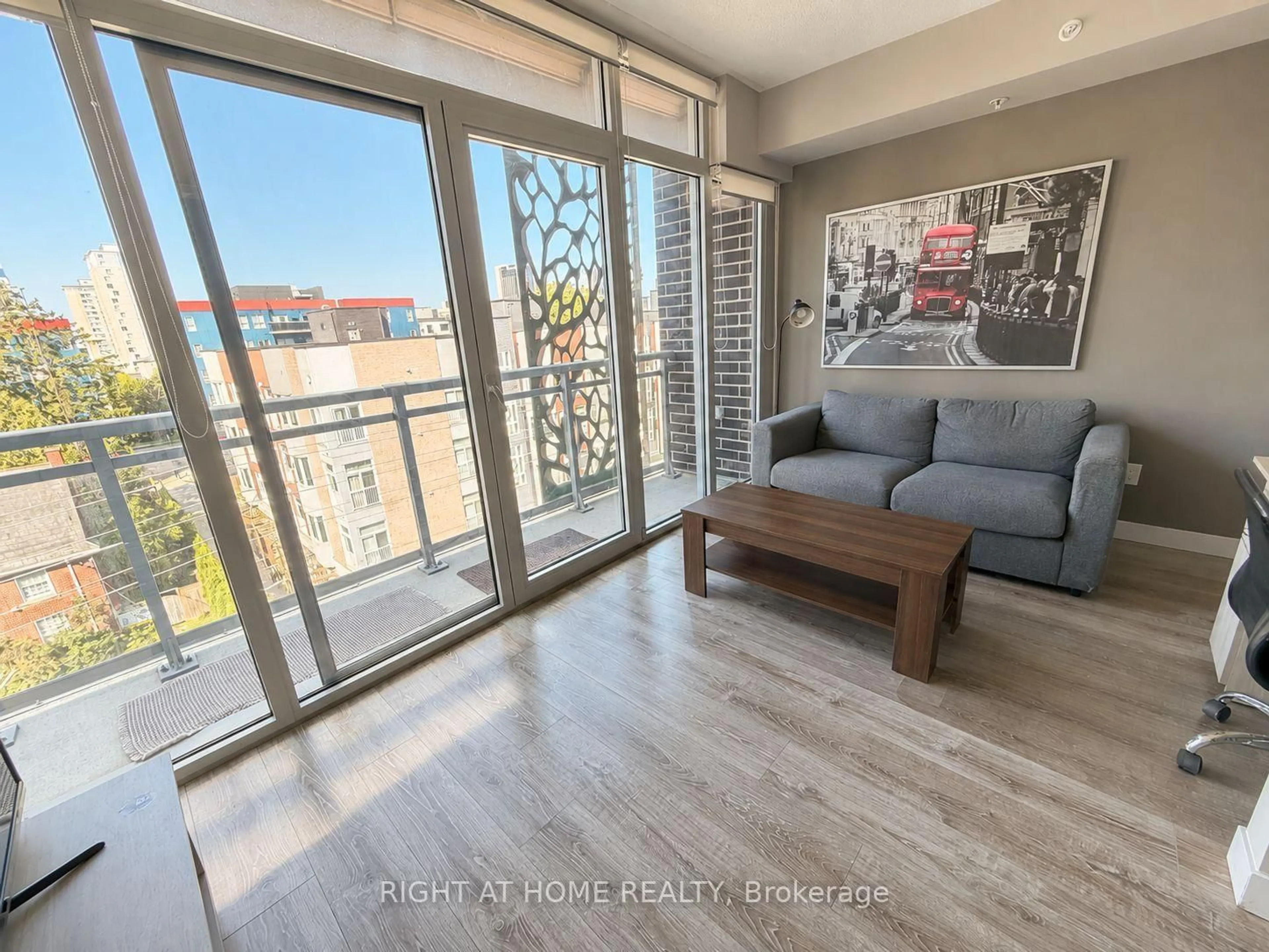 Living room with furniture, unknown for 250 Albert St, Waterloo Ontario N2L 0H5