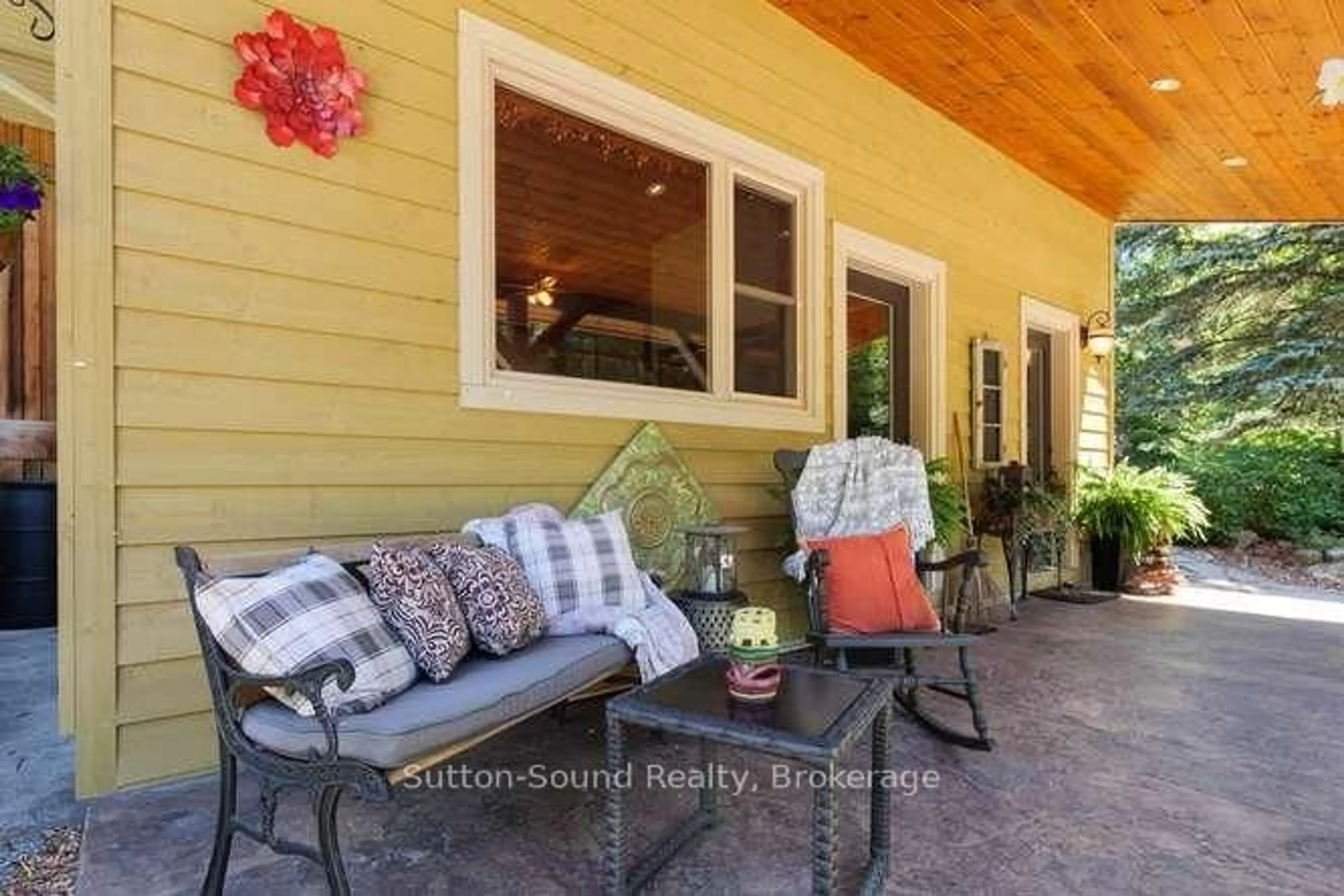 Patio, water/lake/river/ocean view for 130044 Sideroad 20 Sdrd, Georgian Bluffs Ontario N0H 2T0