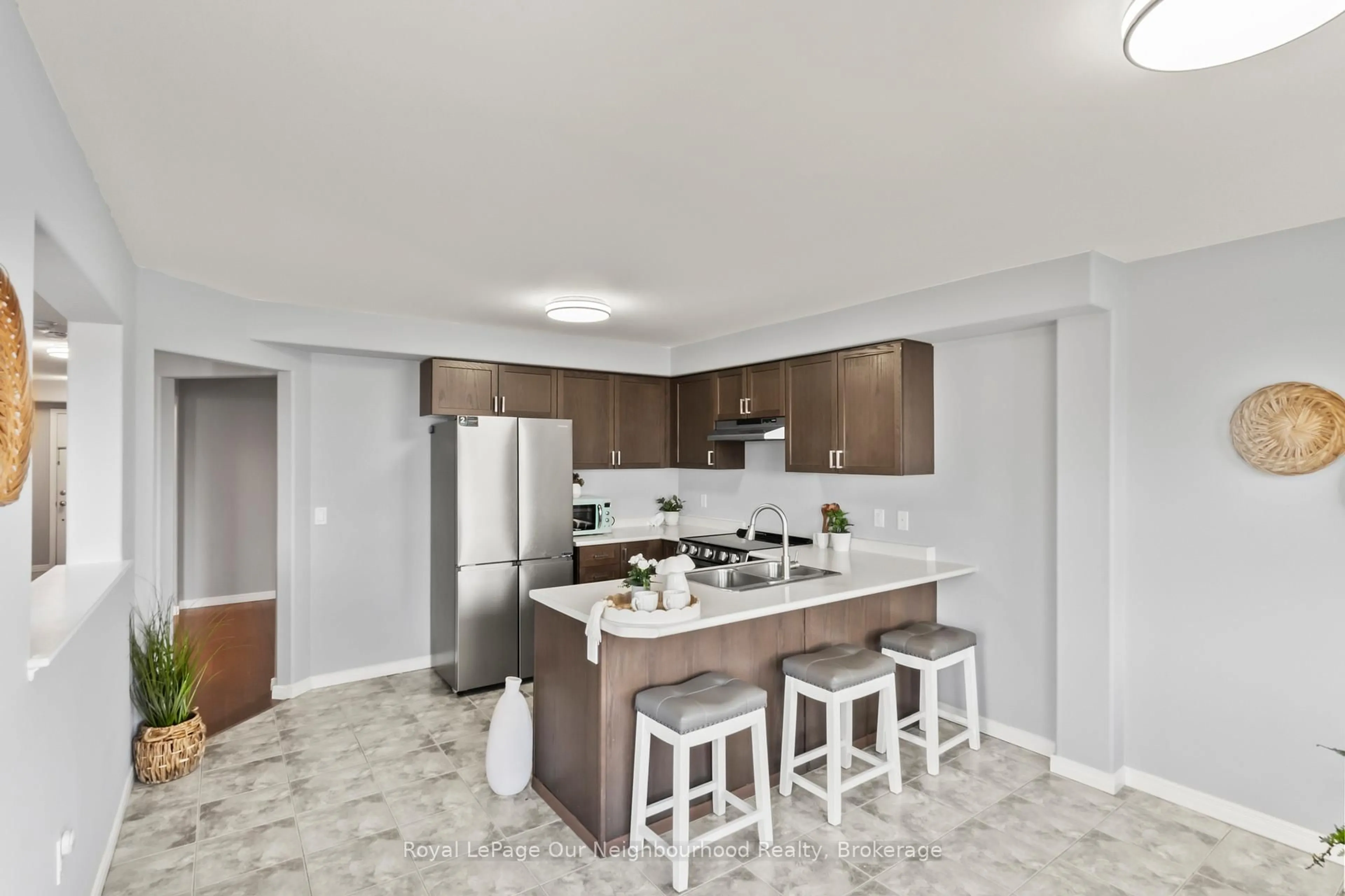 Open concept kitchen, ceramic/tile floor for 270 Louden Terr, Peterborough Ontario K9J 0C3