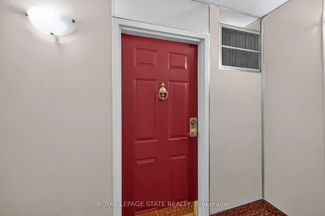 150 Wilson St #308, Hamilton 4