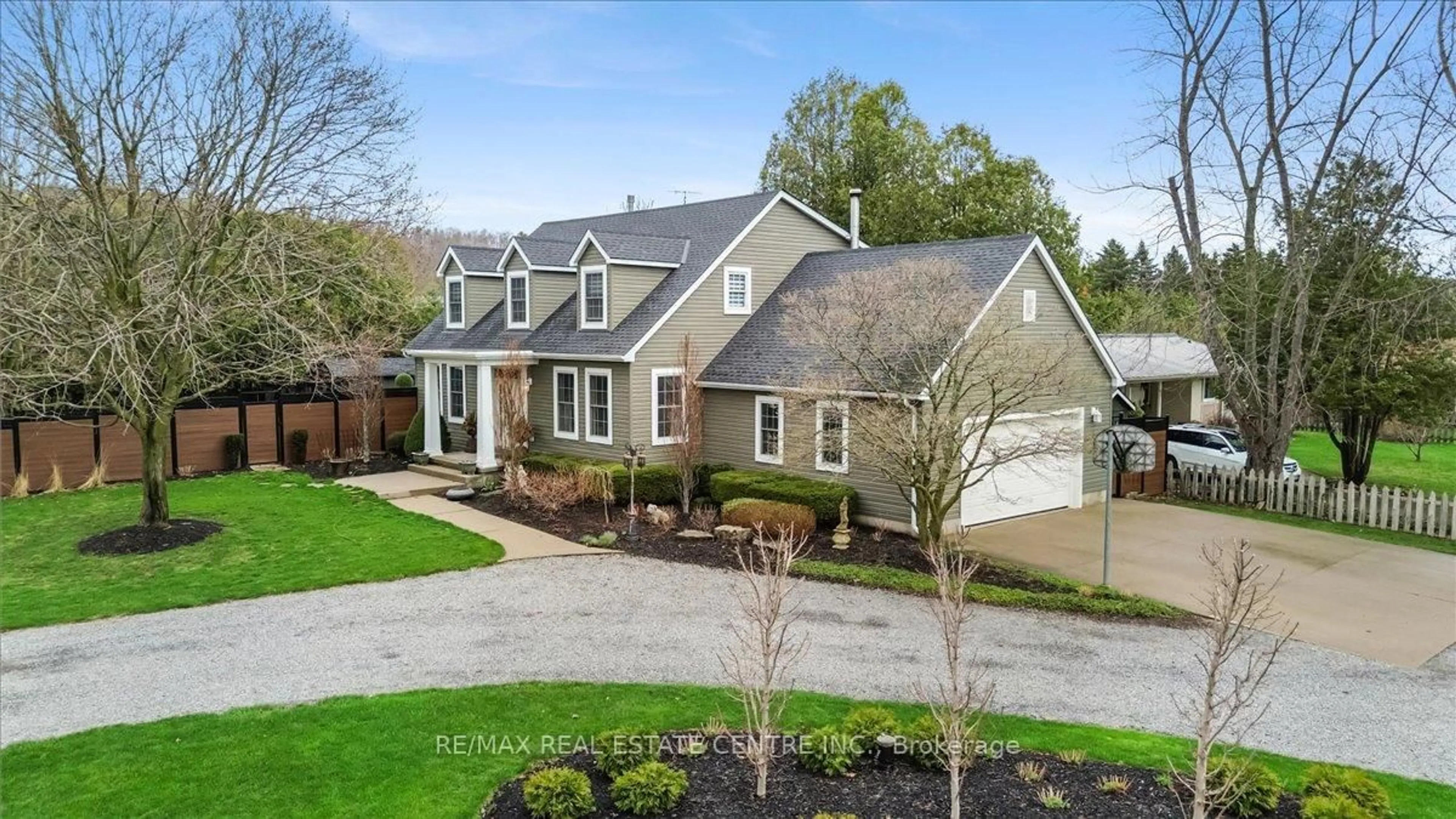 Home with brick exterior material, street for 653 Glen Morris Rd, Brant Ontario N0B 1W0