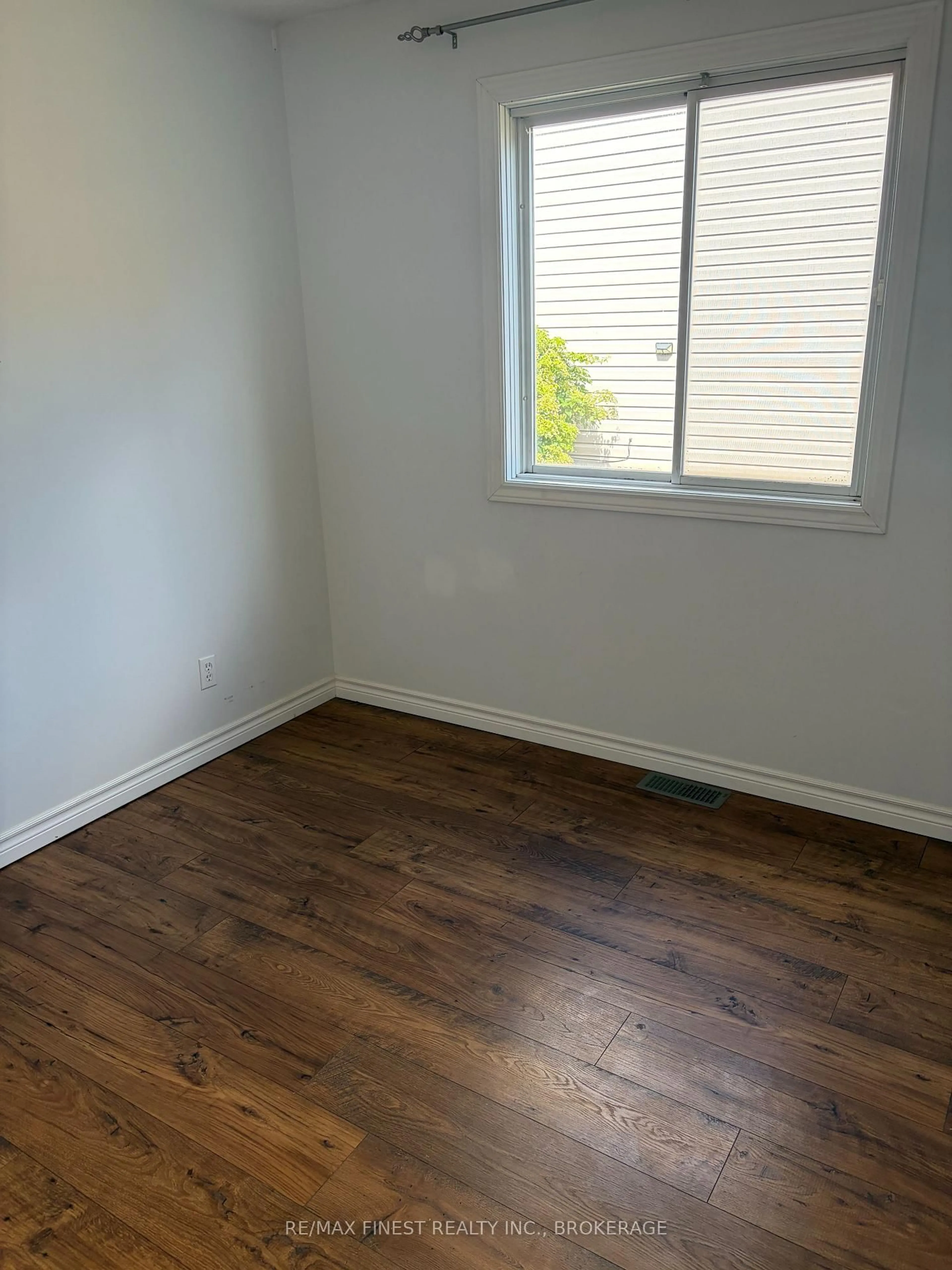 A pic of a room for 25 Clifford St, Loyalist Ontario K7N 1Y6