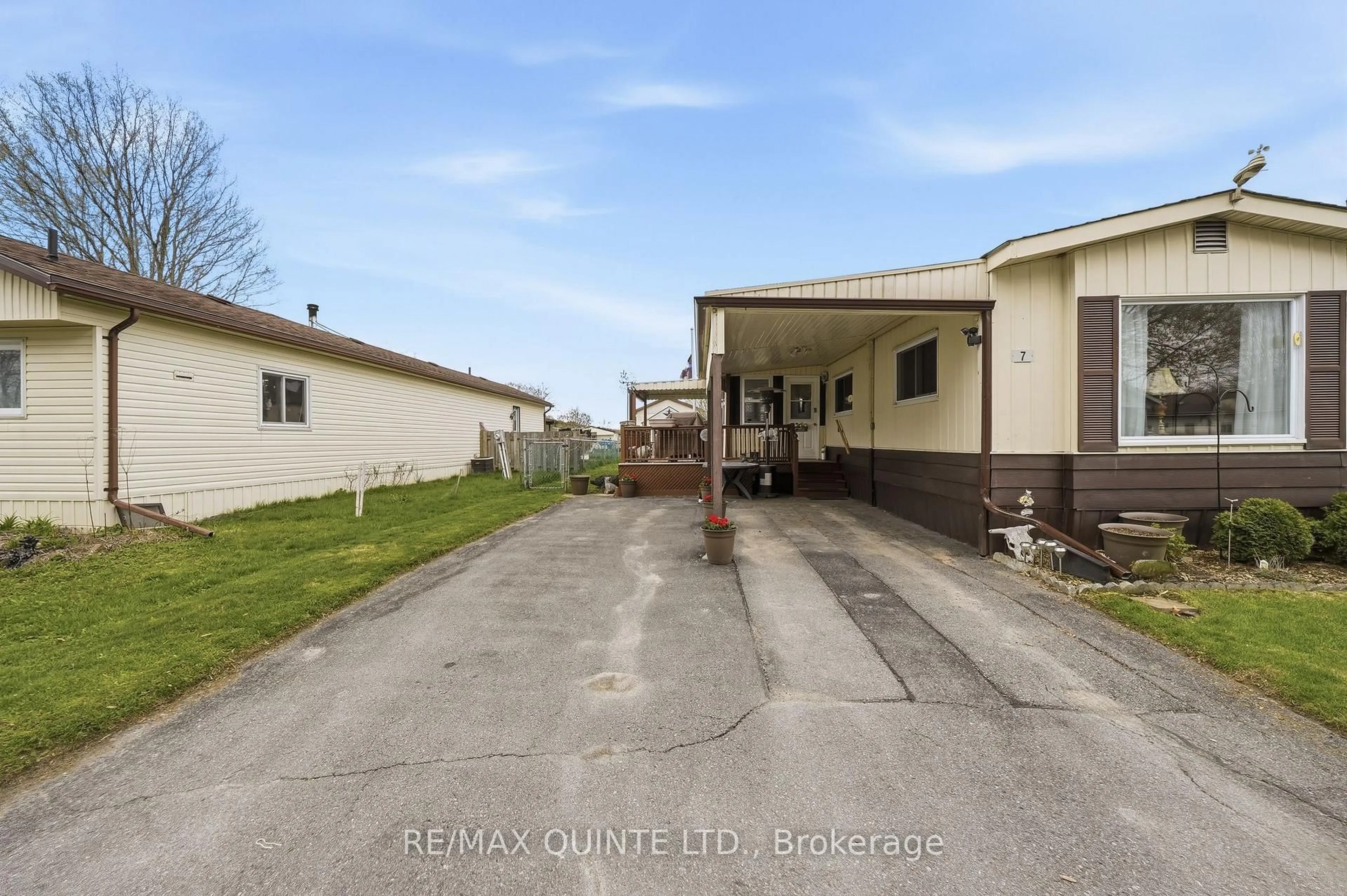 Unknown for 7 Finch Lane, Quinte West Ontario K8N 4Z3
