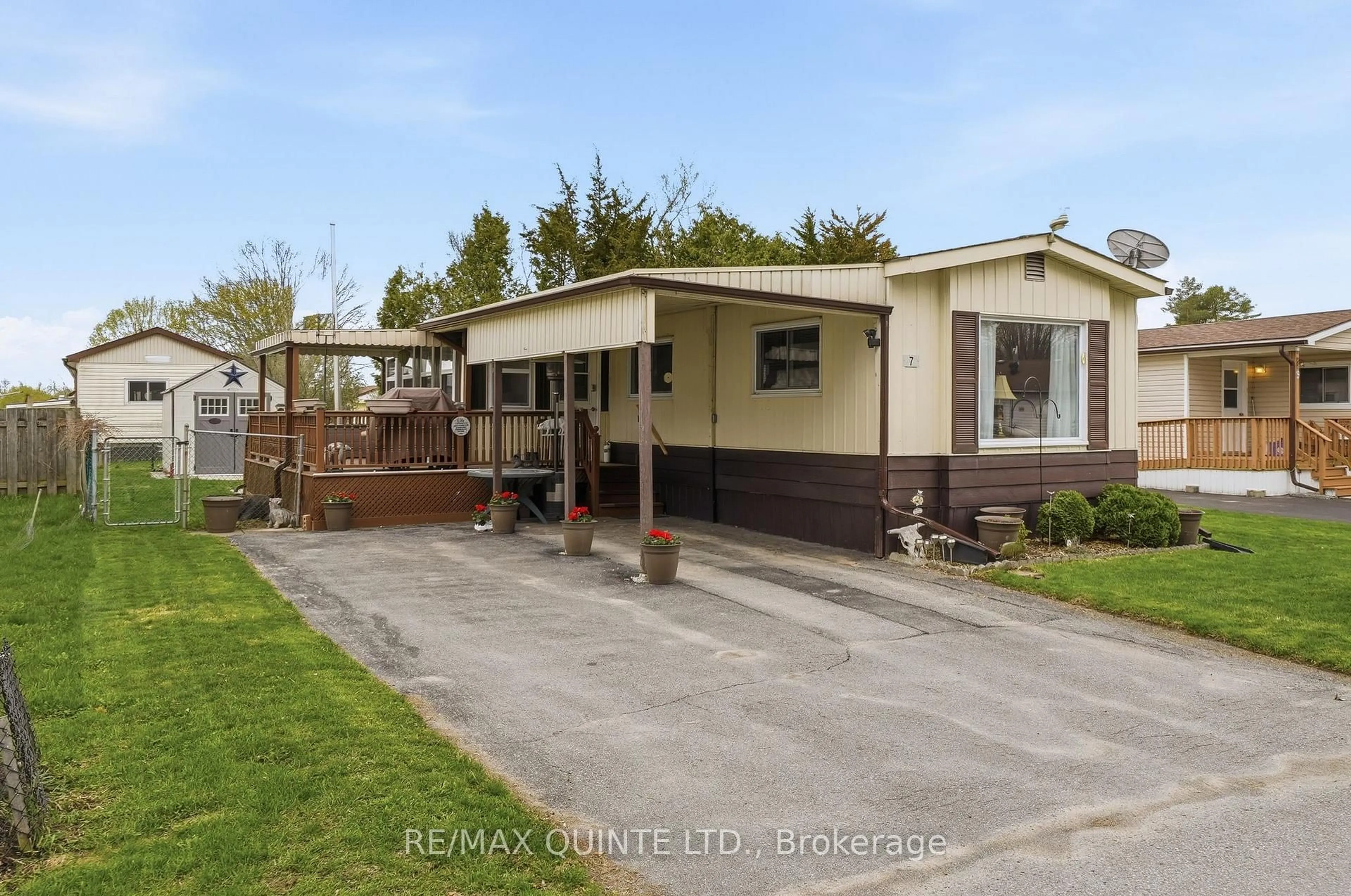 Unknown for 7 Finch Lane, Quinte West Ontario K8N 4Z3