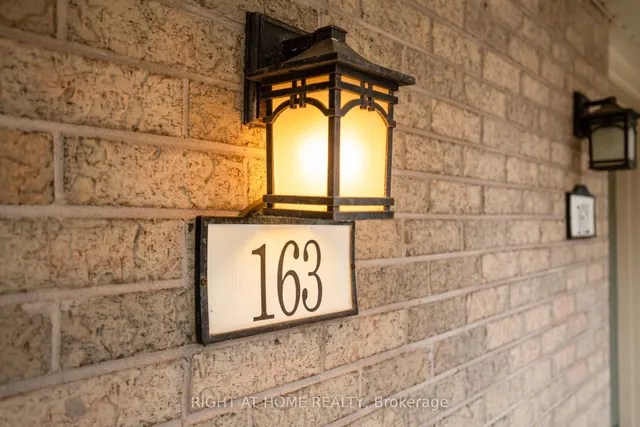 302 College Ave #163, Guelph 3