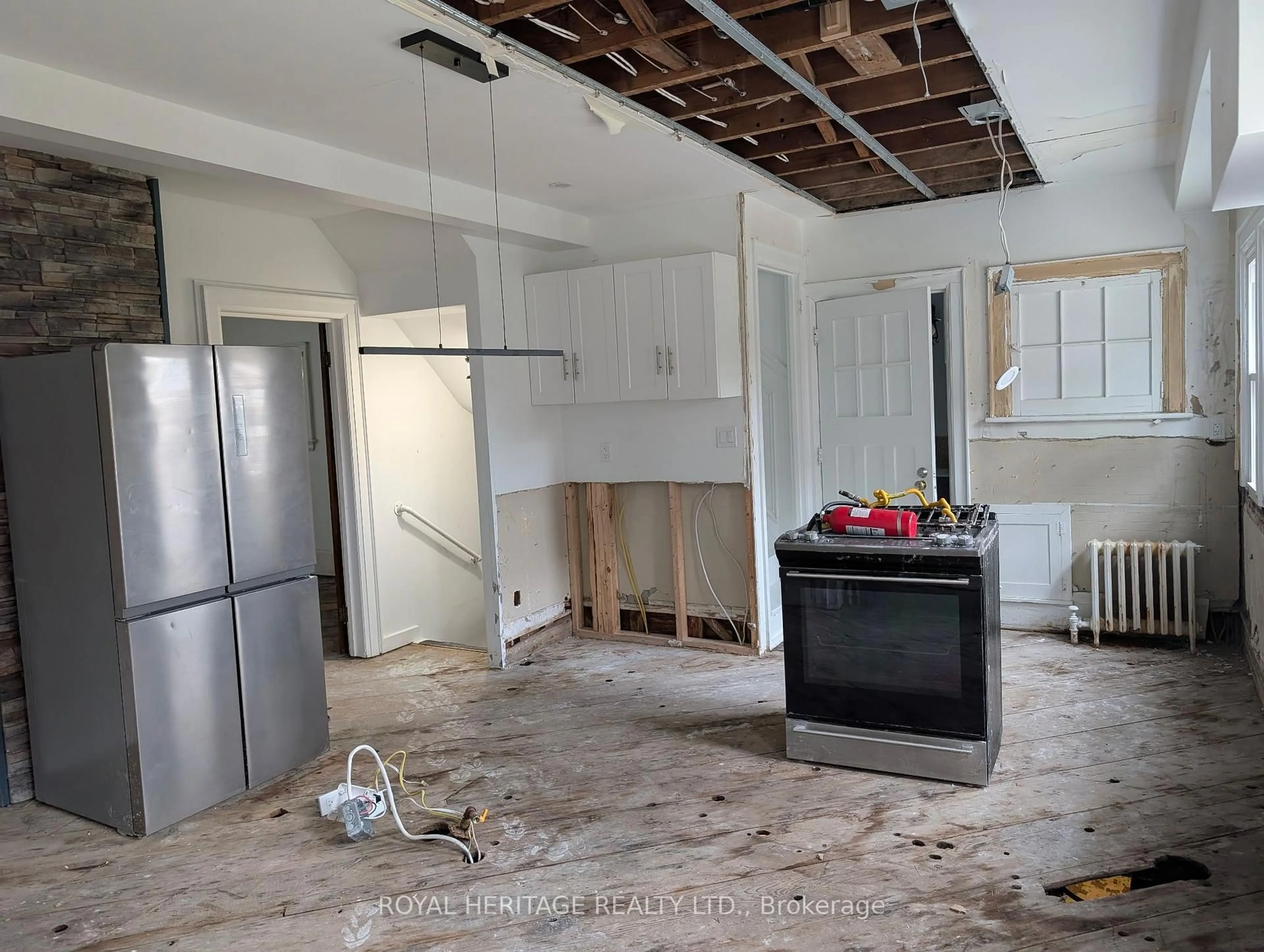 Open concept kitchen, unknown for 73 Talbot St, Norfolk Ontario N3Y 3W6